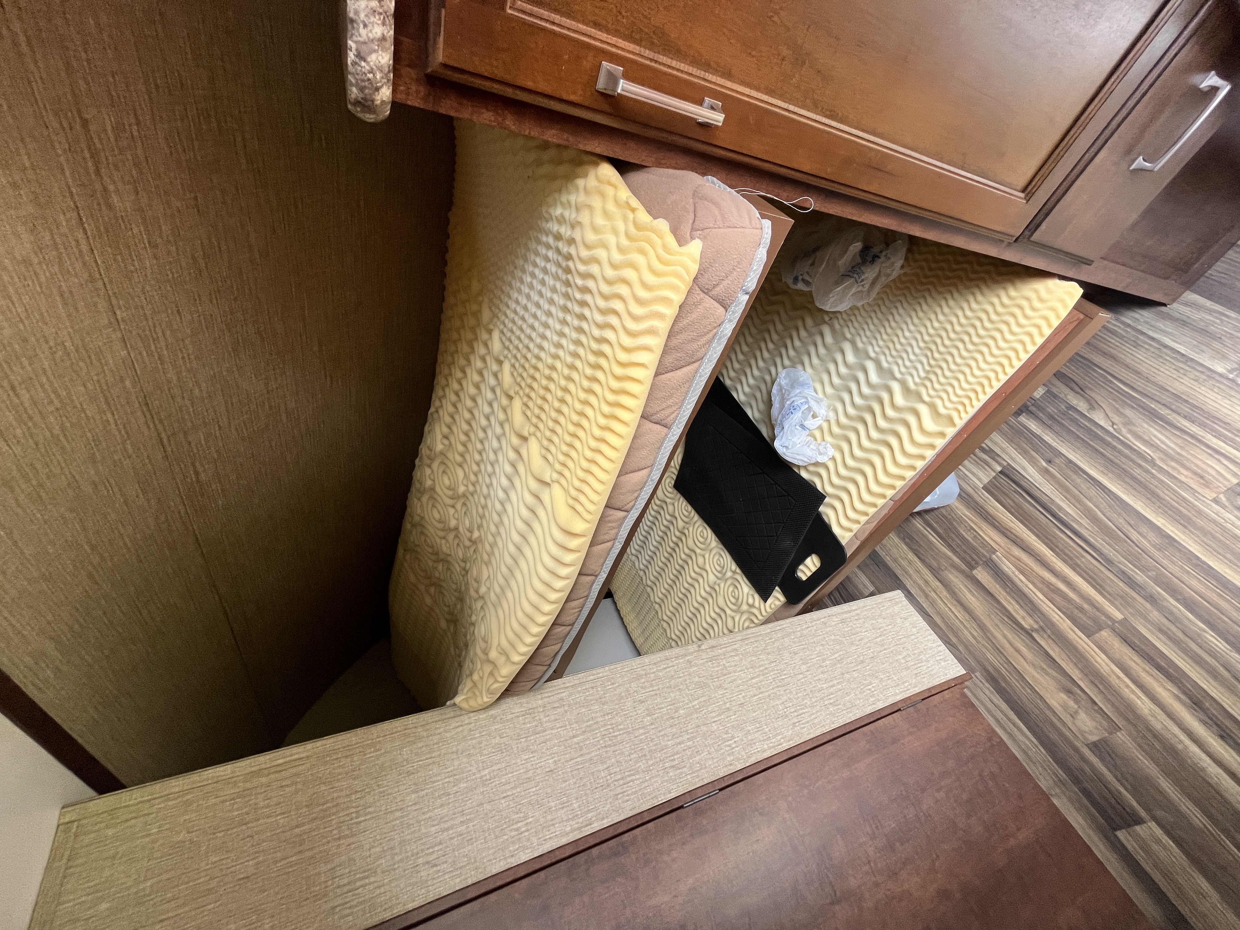 Real Estate & Personal Property Auction Image