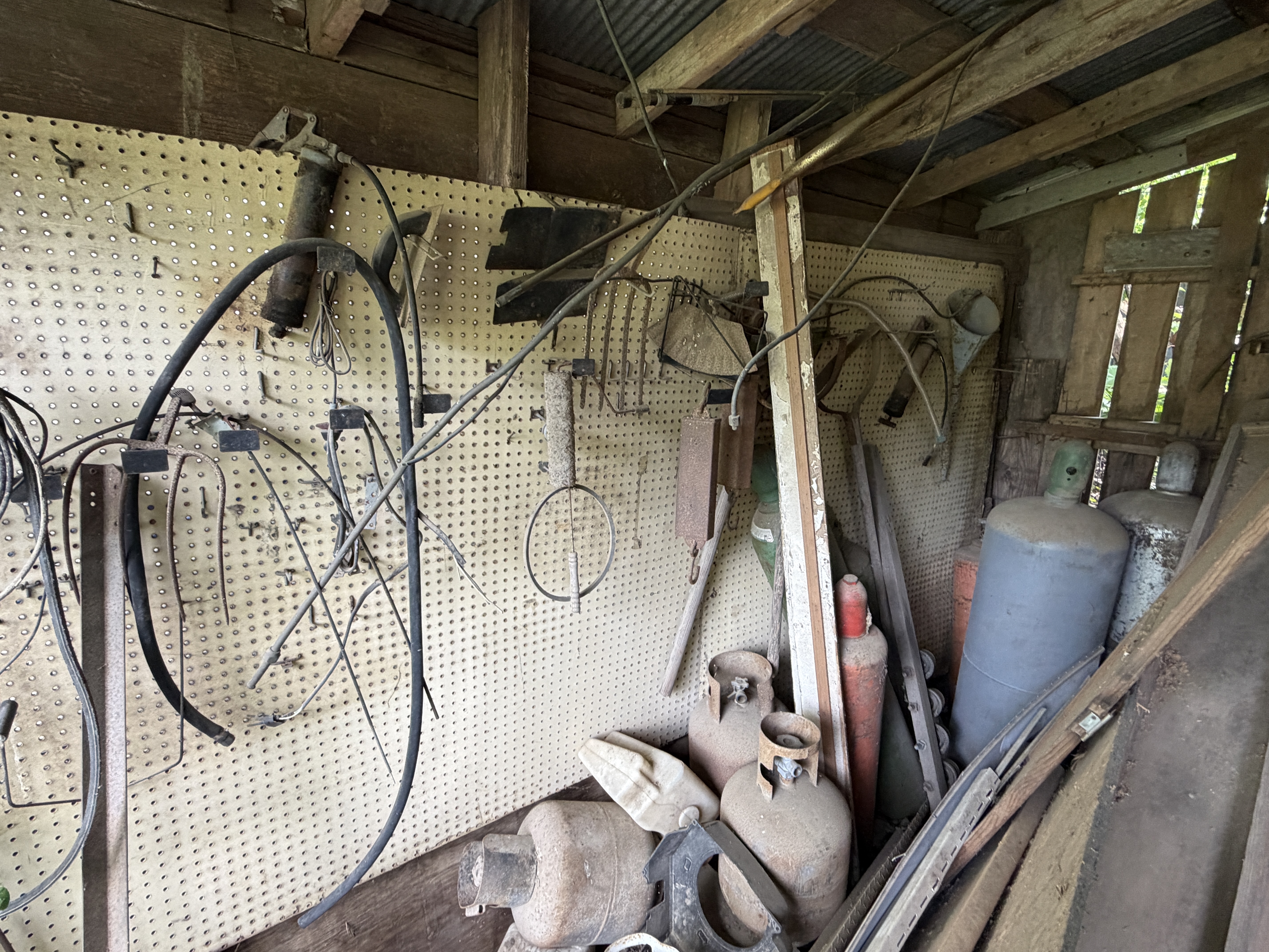 Real Estate & Personal Property Auction Image