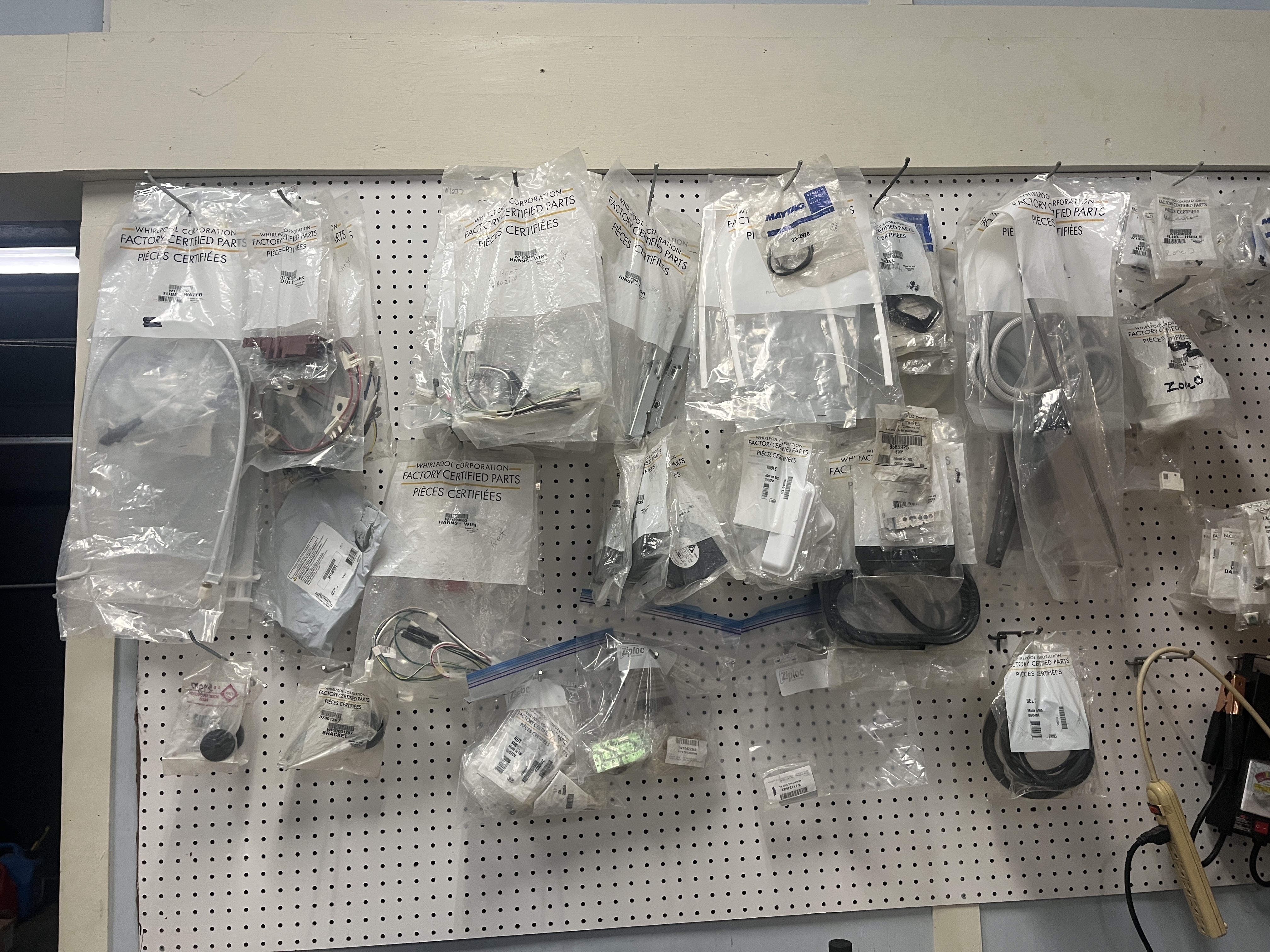 Appliance & Small Engine Parts Sellout Image