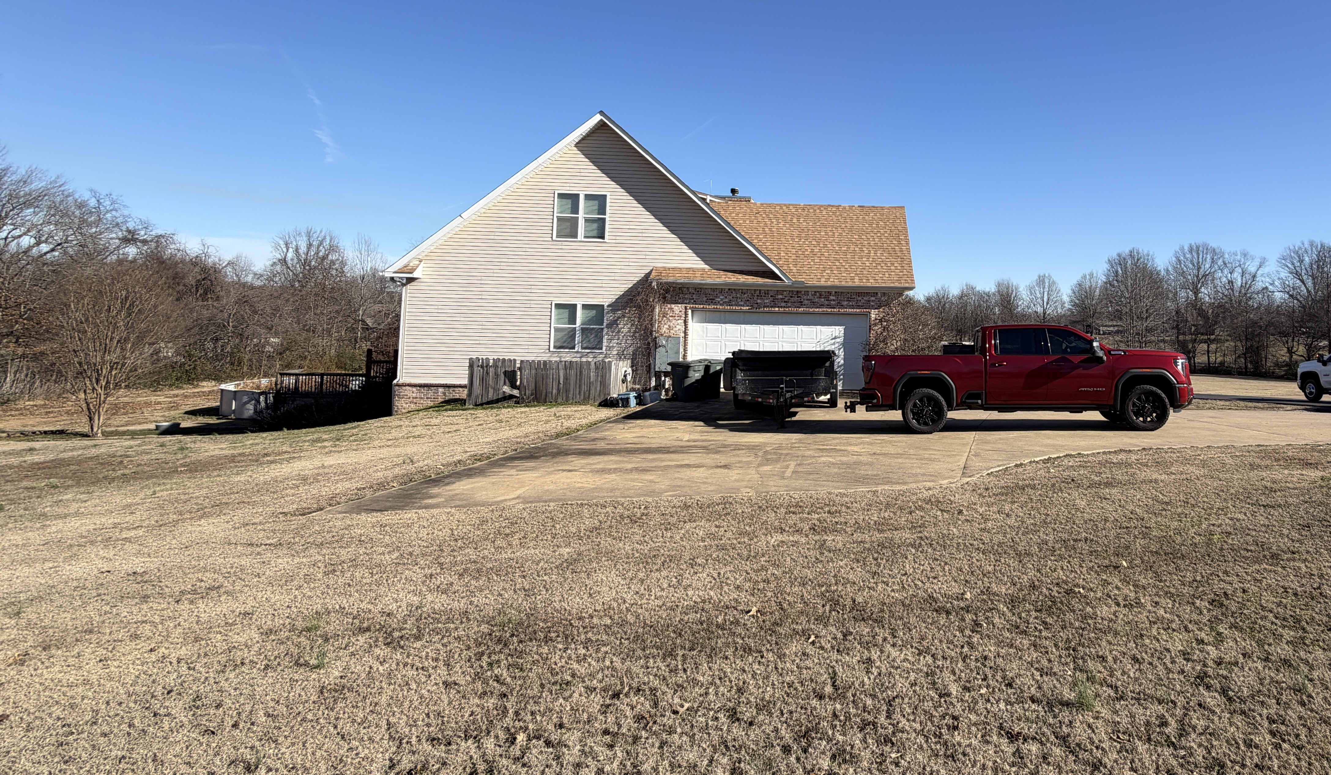 Real Estate & Personal Property Auction Image