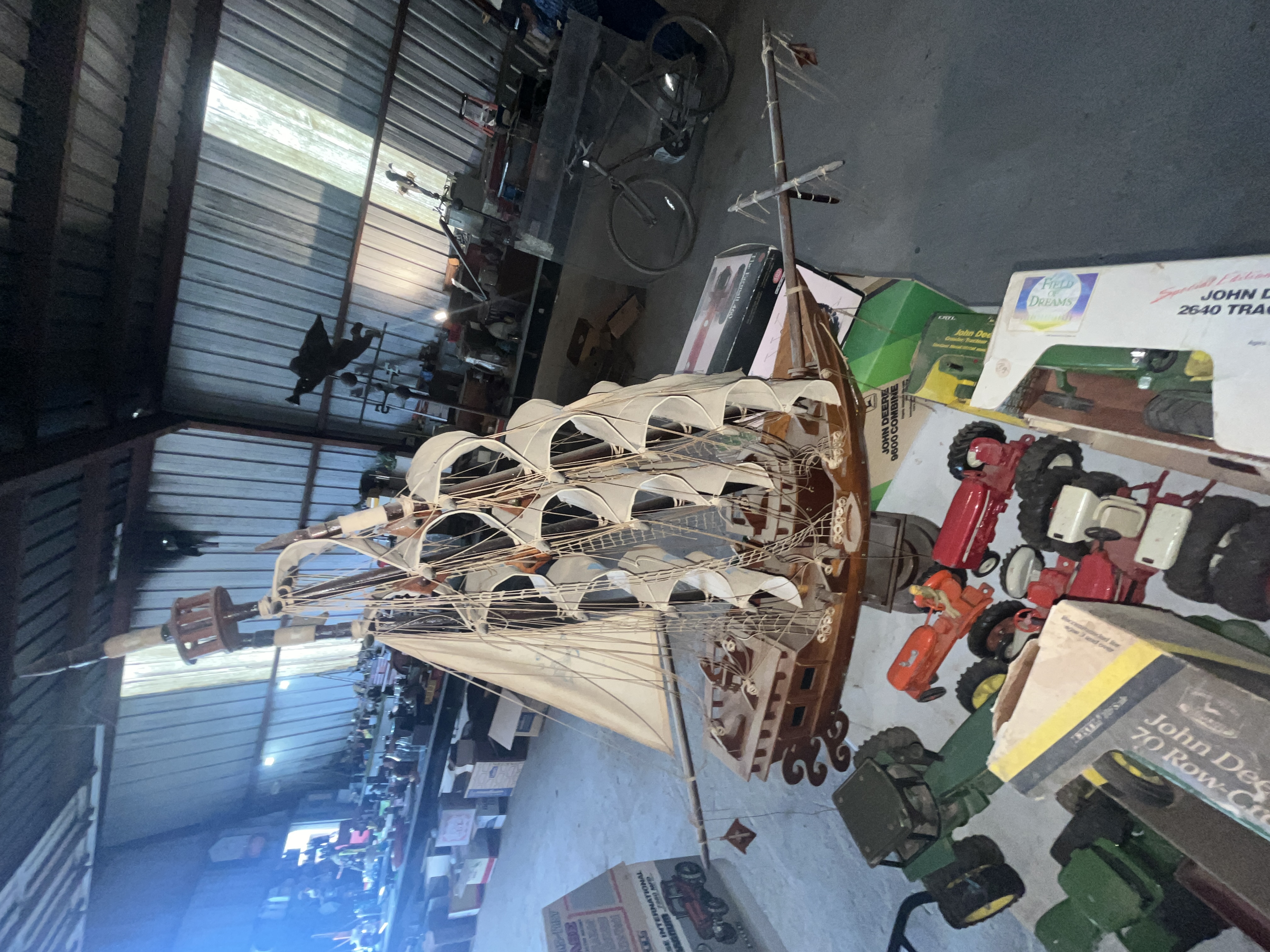 Collector's Dream Auction Image