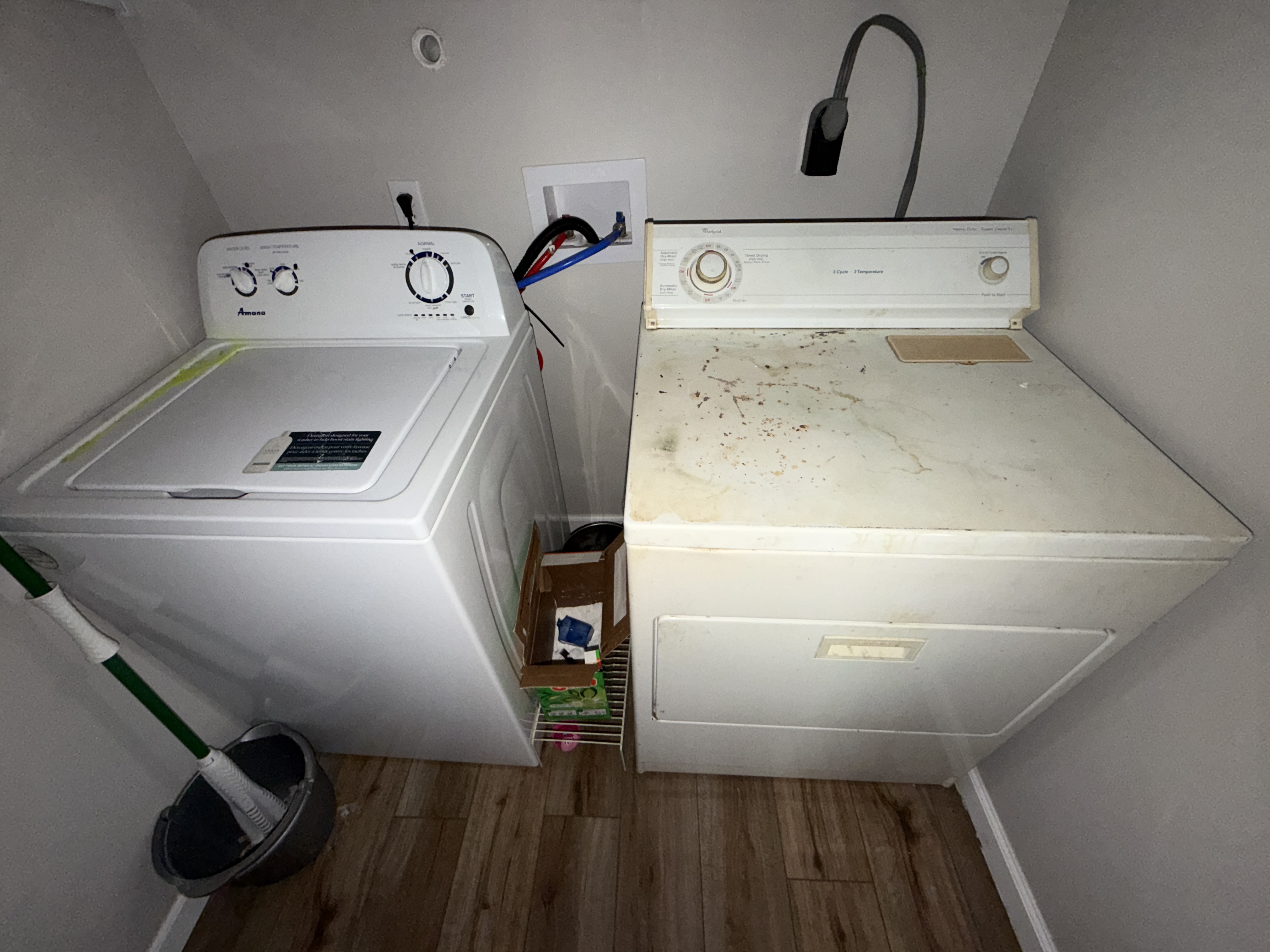 Real Estate & Personal Property Auction Image