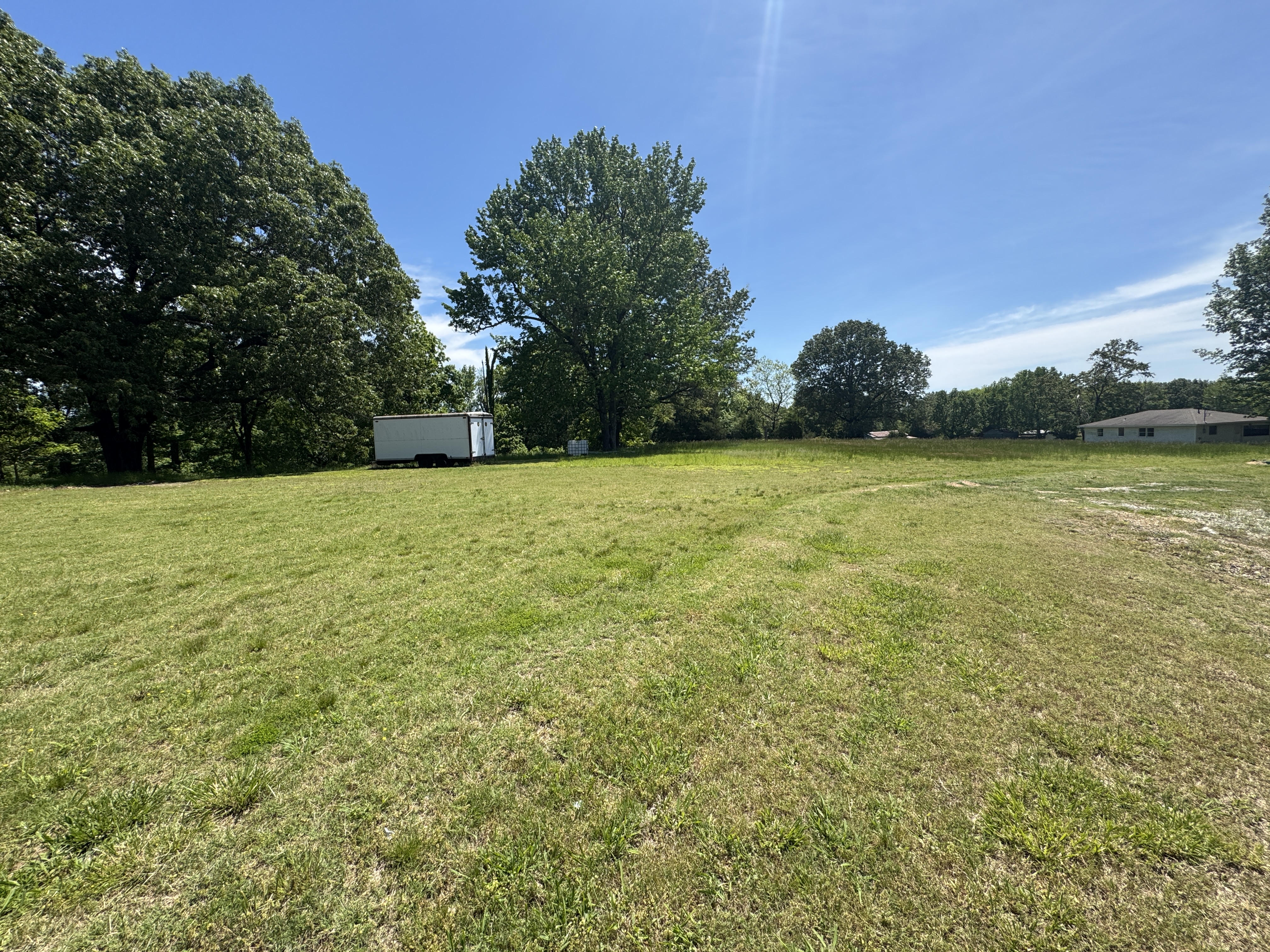 Real Estate & Personal Property Auction Image