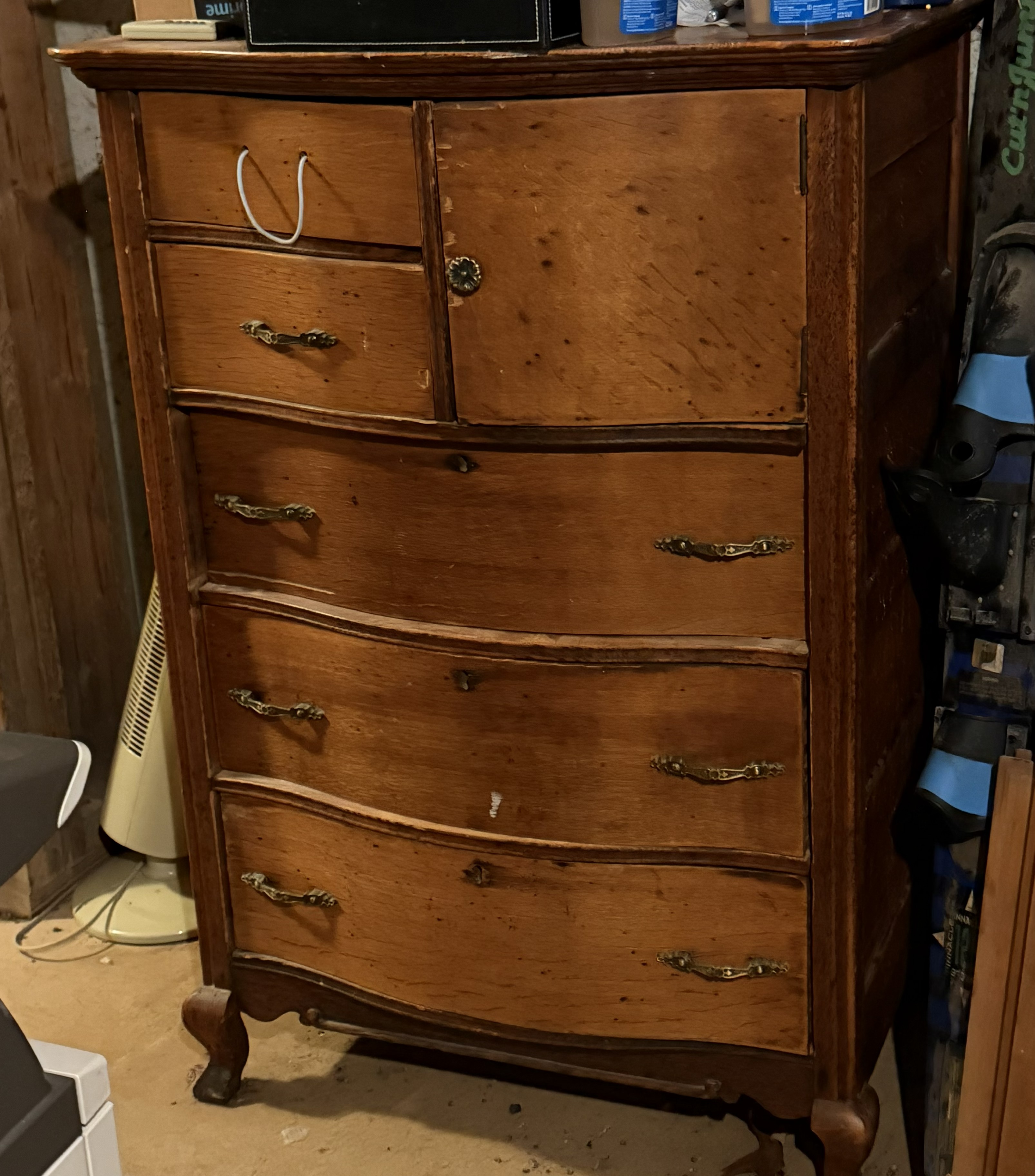 Moving Auction Image