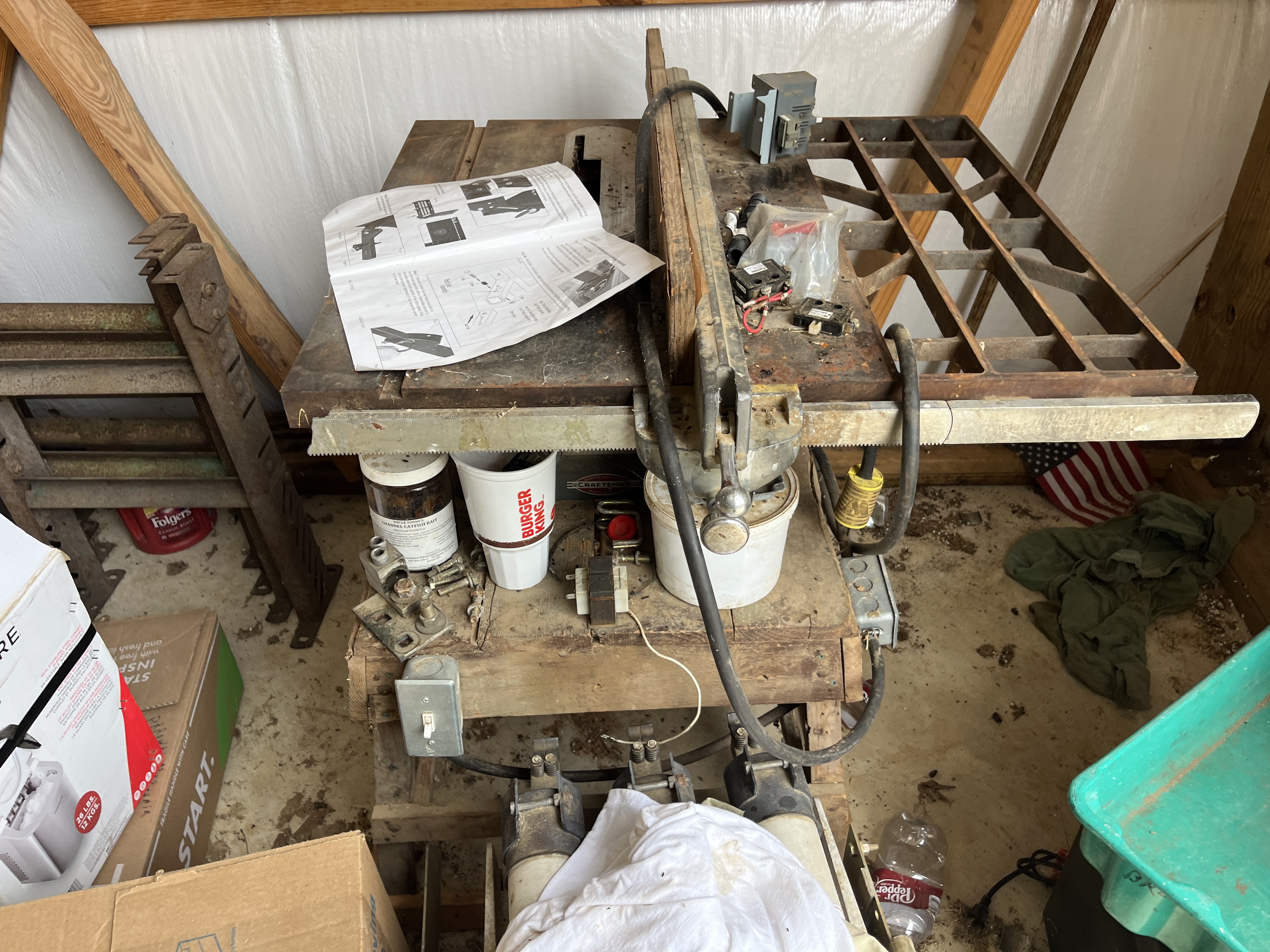 Real Estate & Personal Property Auction Image