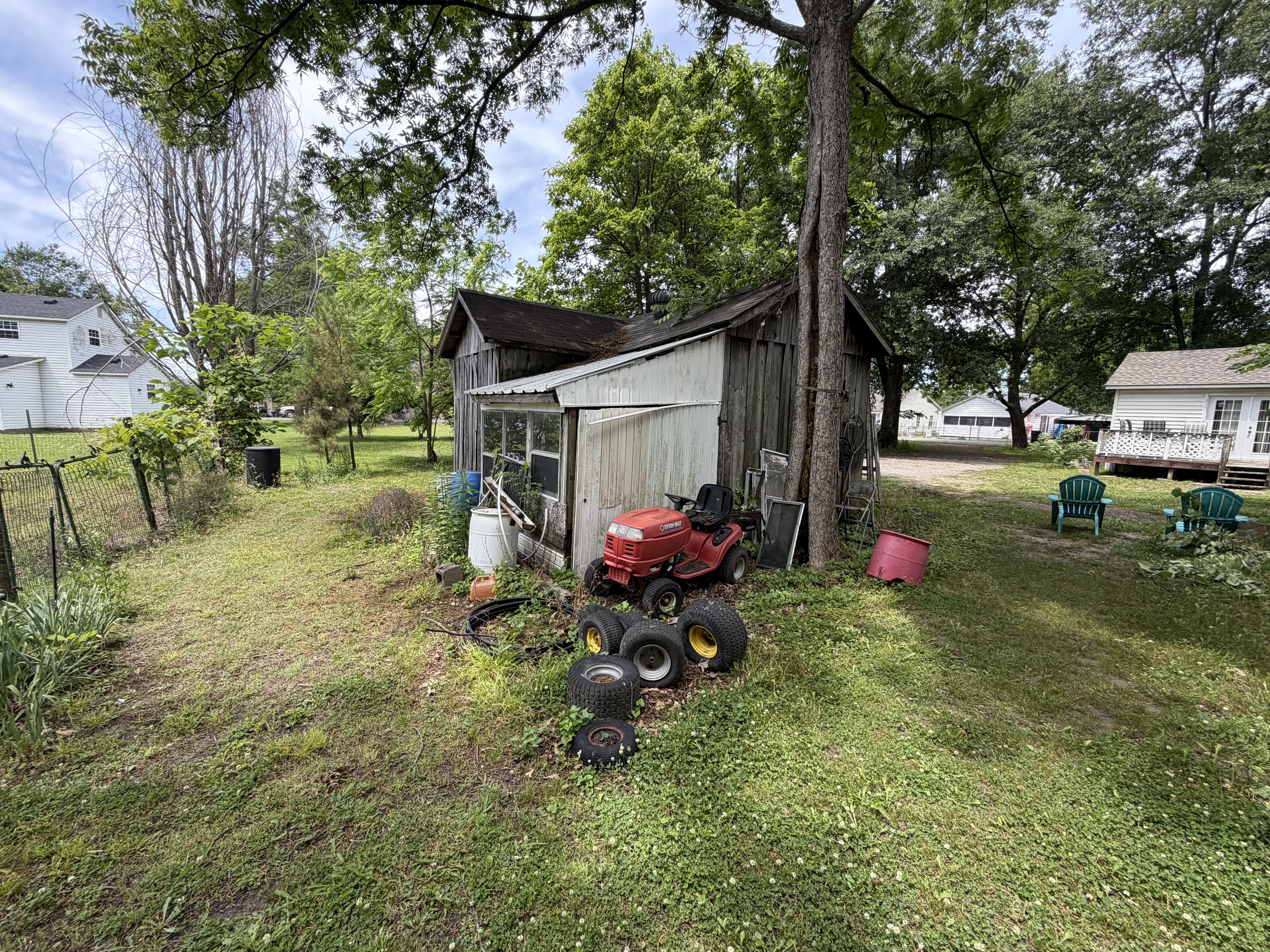 Real Estate & Personal Property Auction Image