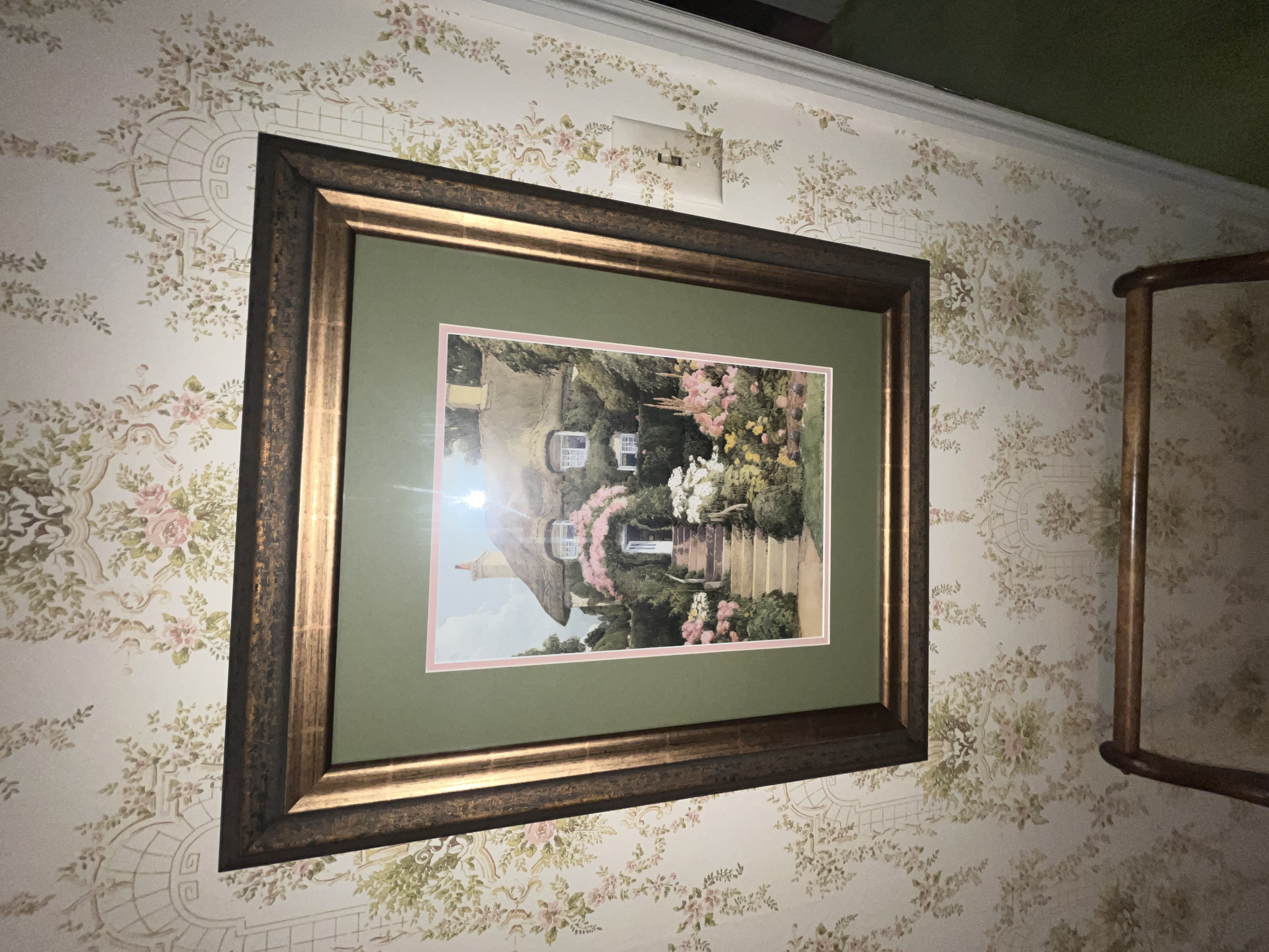 Estate Auction Image