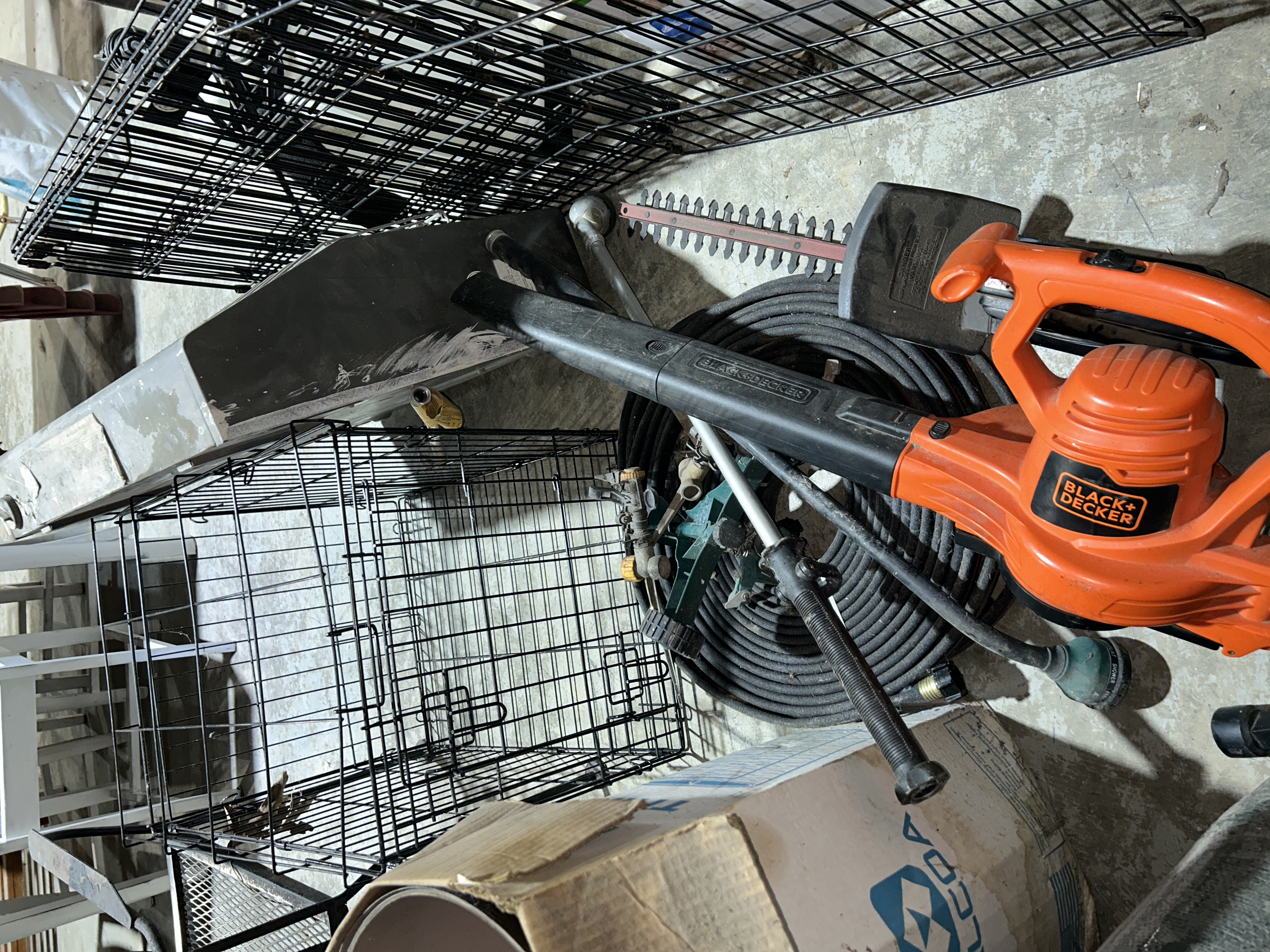 Estates of Gun & Bayonet Collection and Tools Image