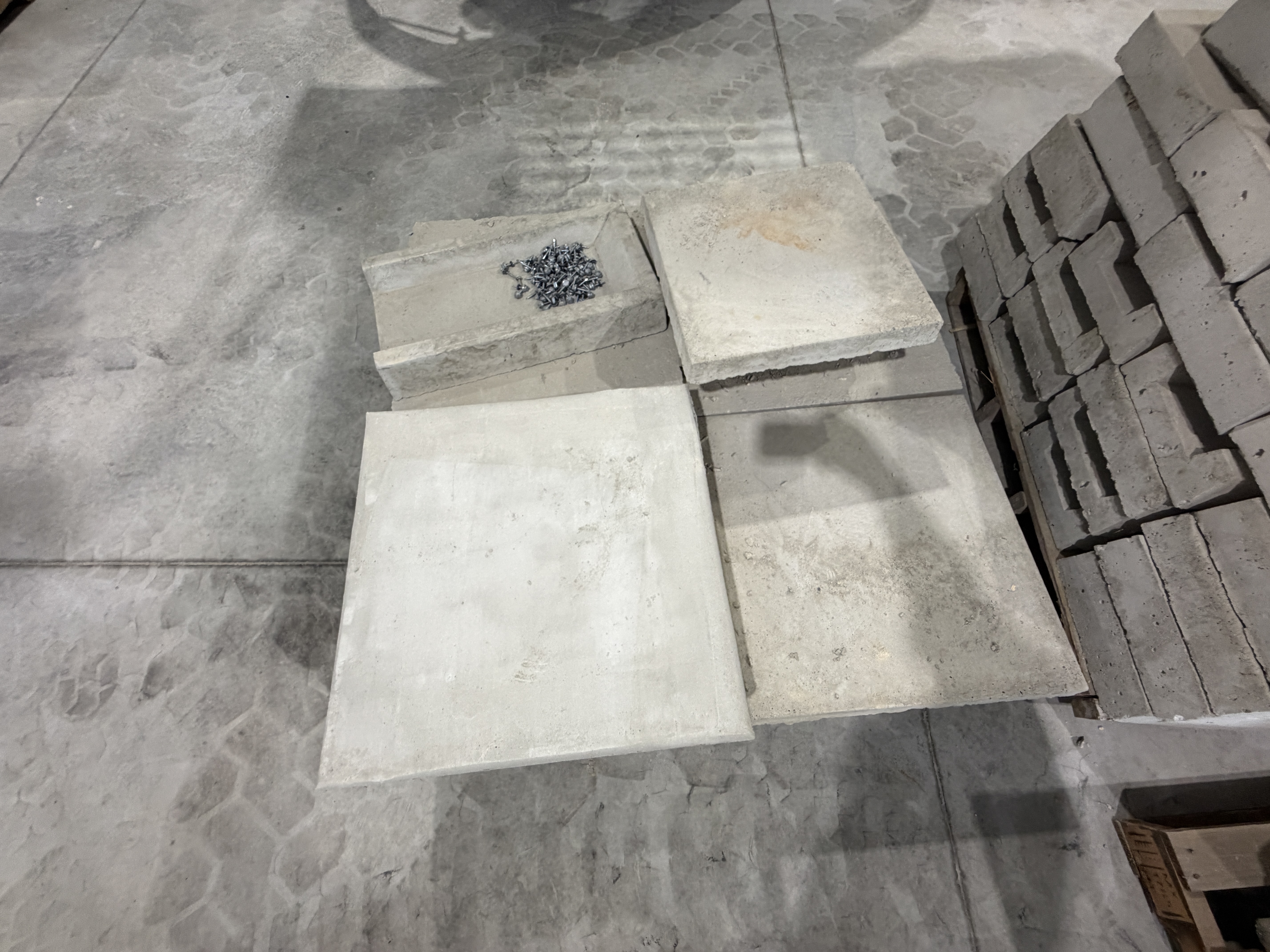 M&M Concrete Surplus Equipment Auction Image