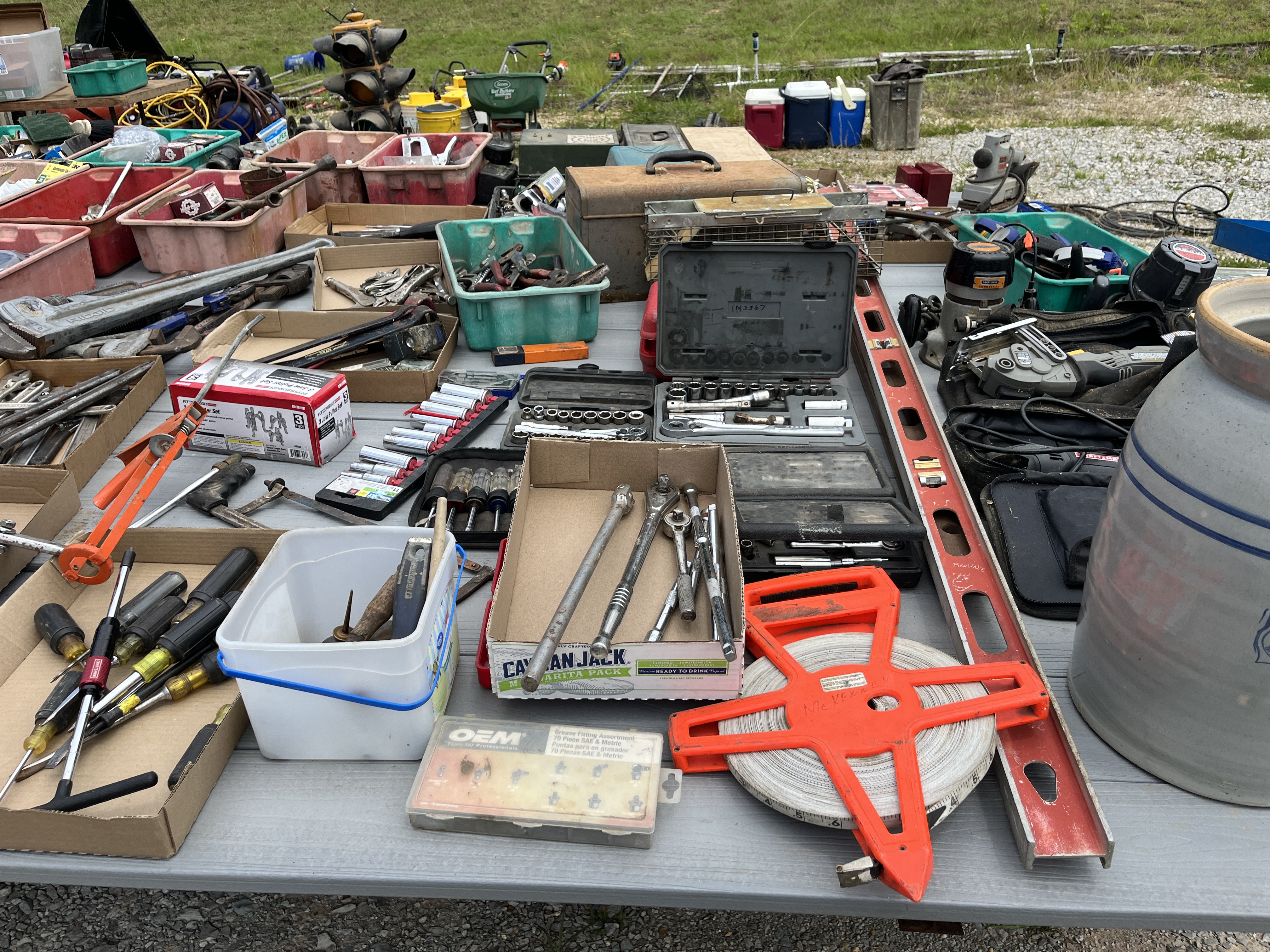 Real Estate & Personal Property Auction Image
