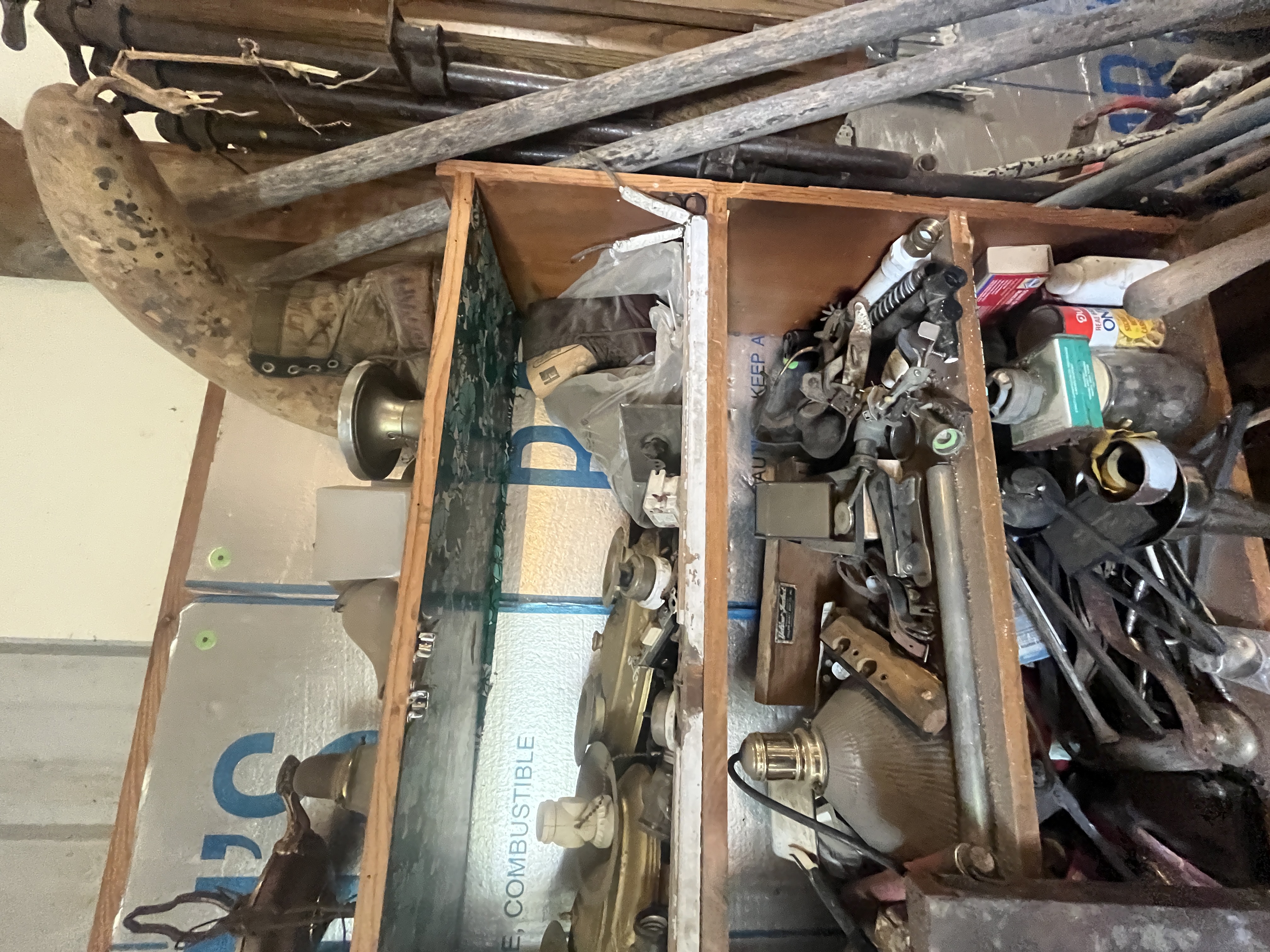 Moving Auction Image