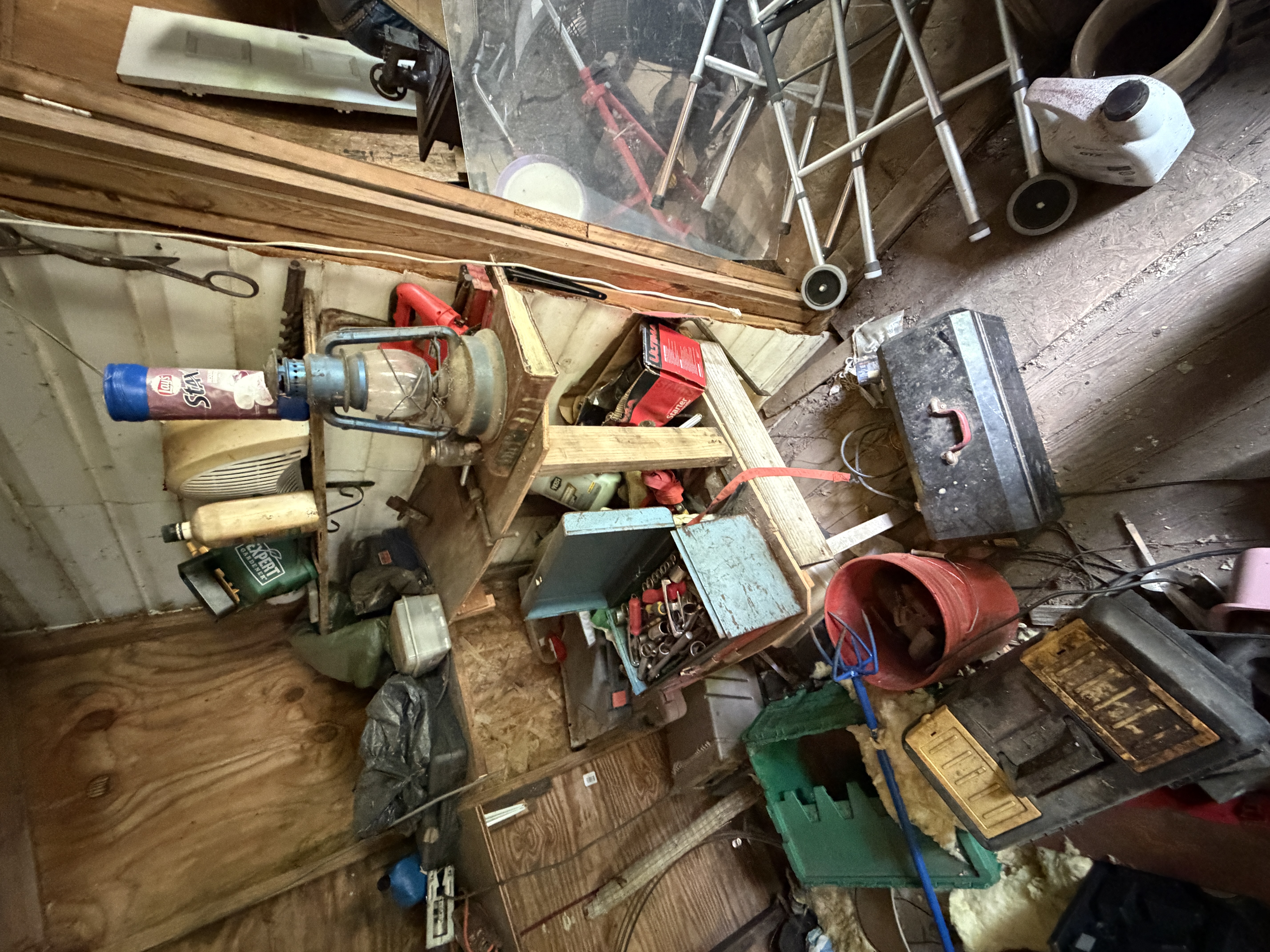 Real Estate & Personal Property Auction Image