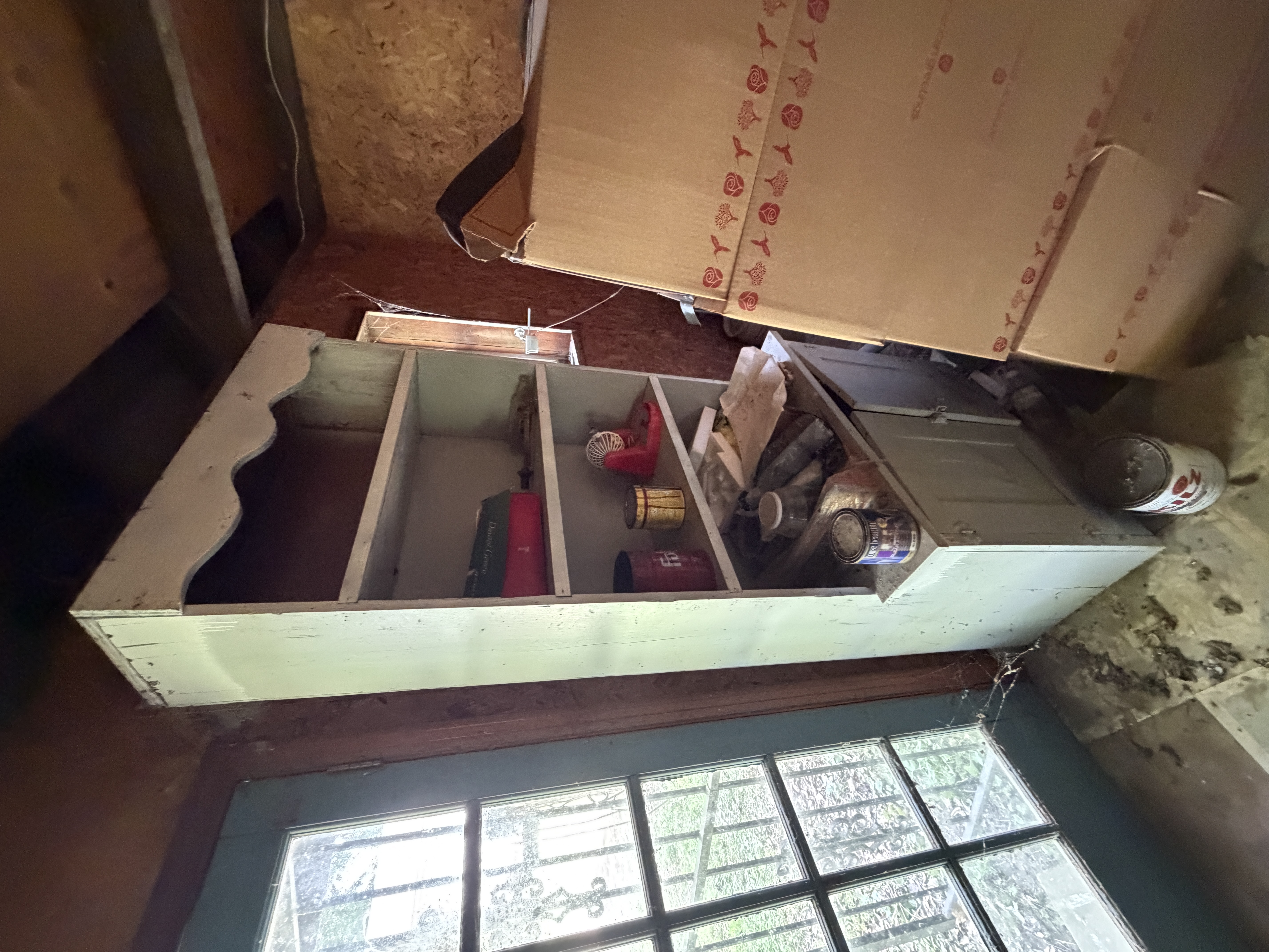 Real Estate & Personal Property Auction Image
