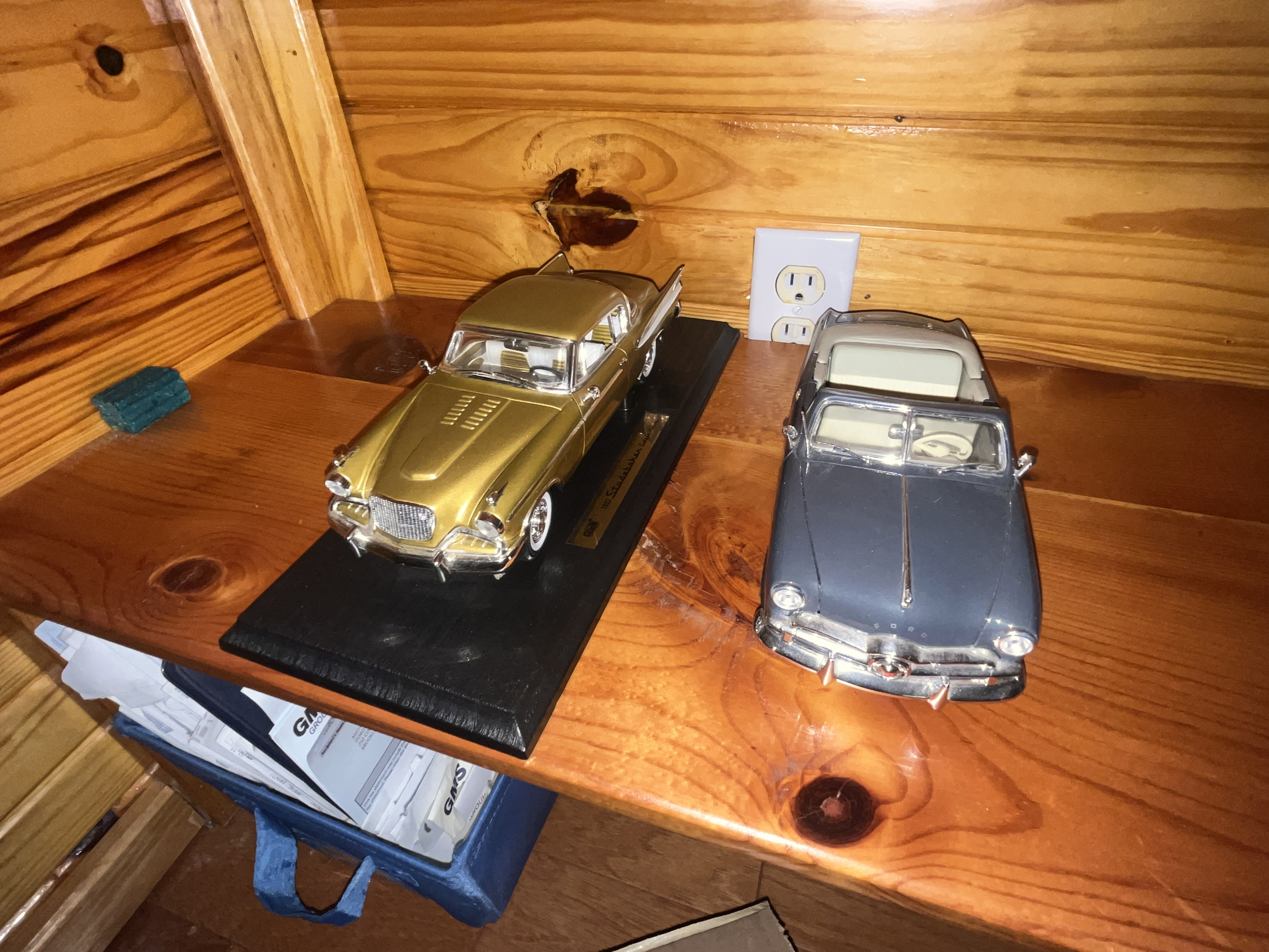 Varvil Estate Auction Image