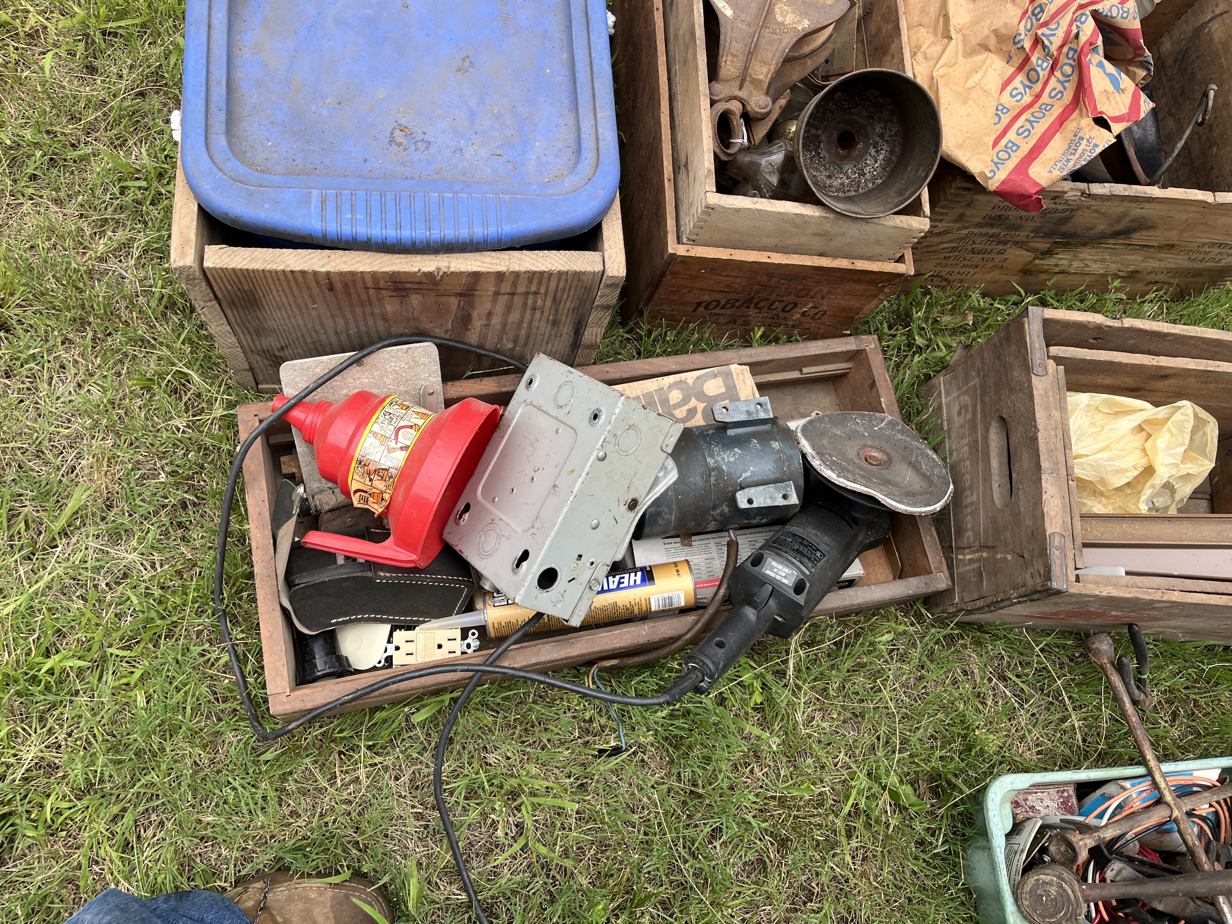 Real Estate & Personal Property Auction Image