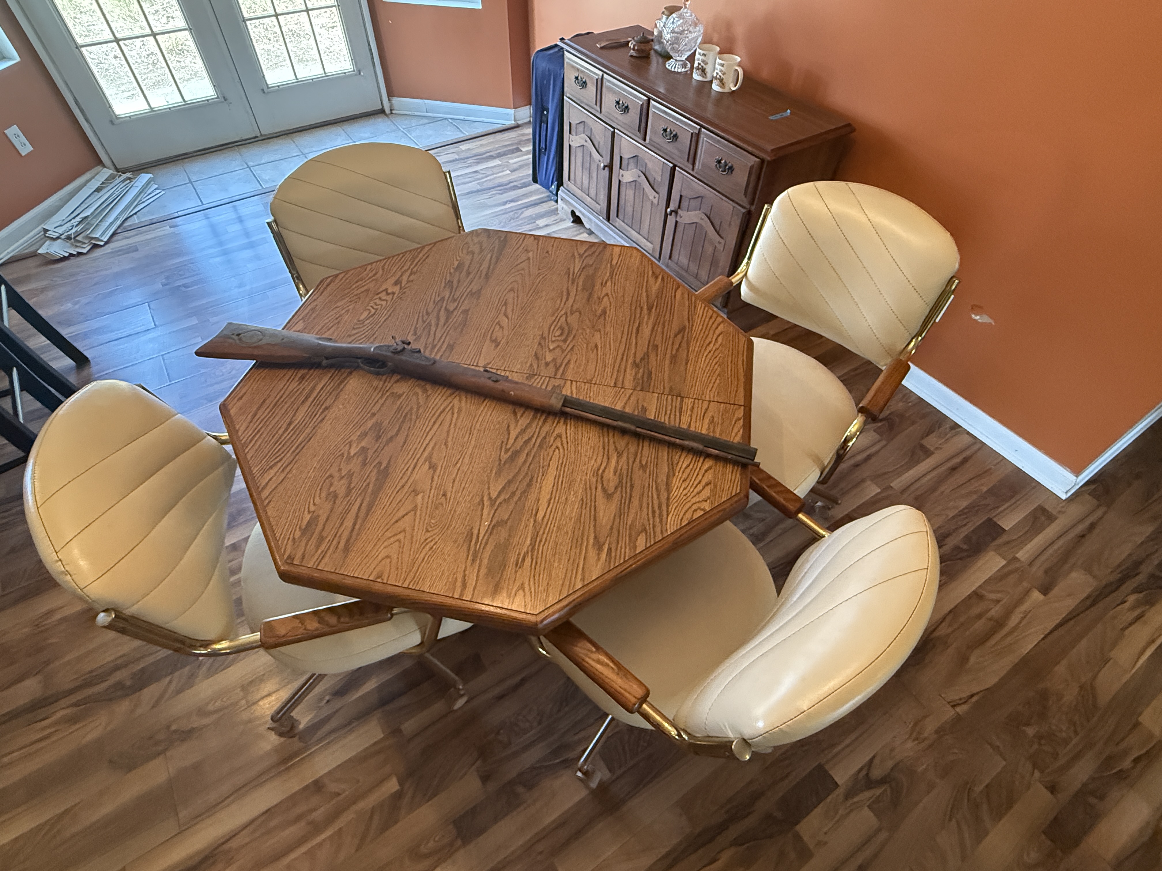Real Estate & Personal Property Auction Image