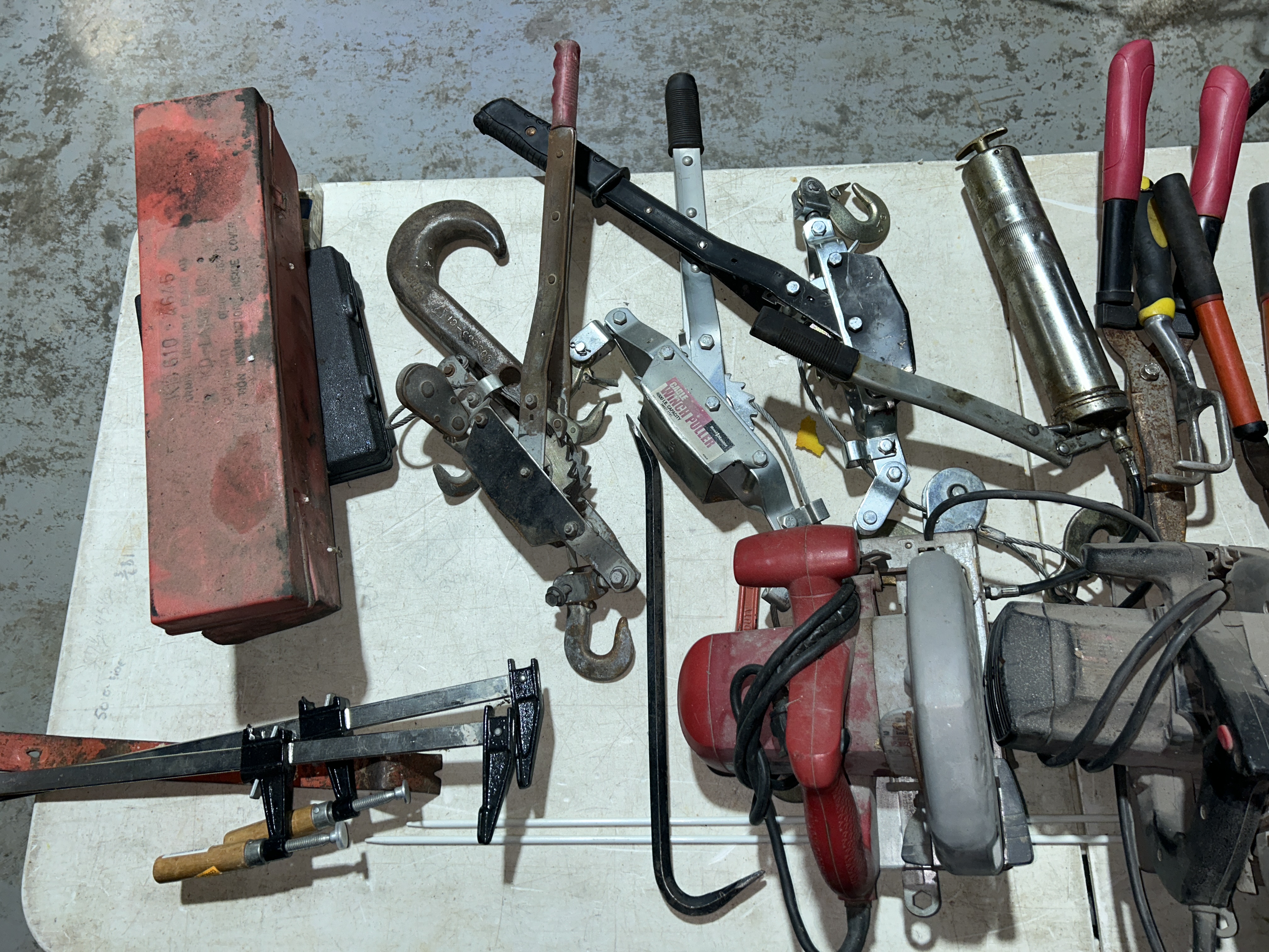 Estates of Gun & Bayonet Collection and Tools Image