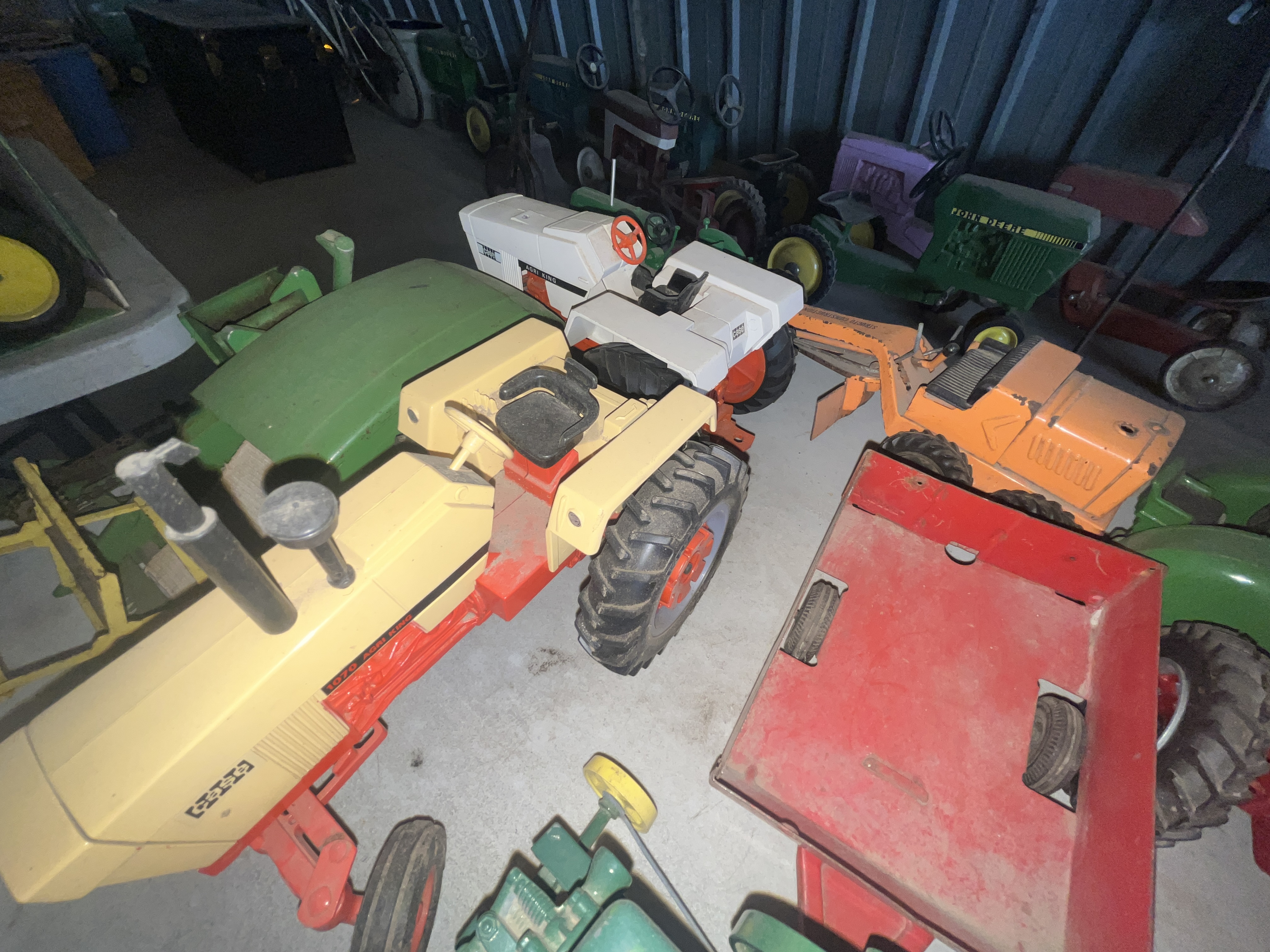 Collector's Dream Auction Image