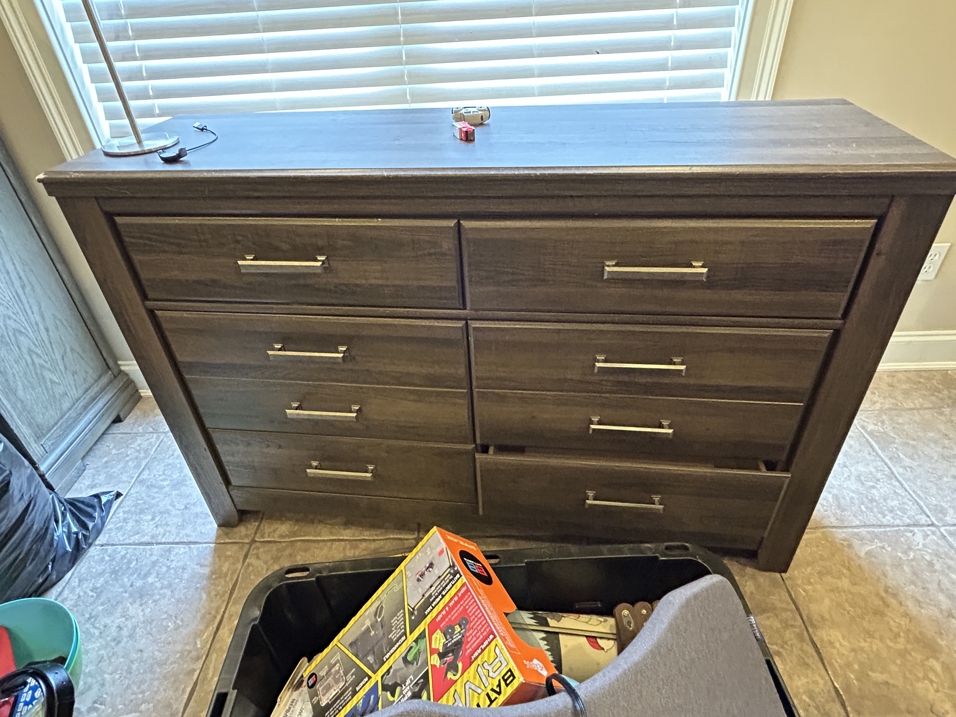 Real Estate & Personal Property Auction Image