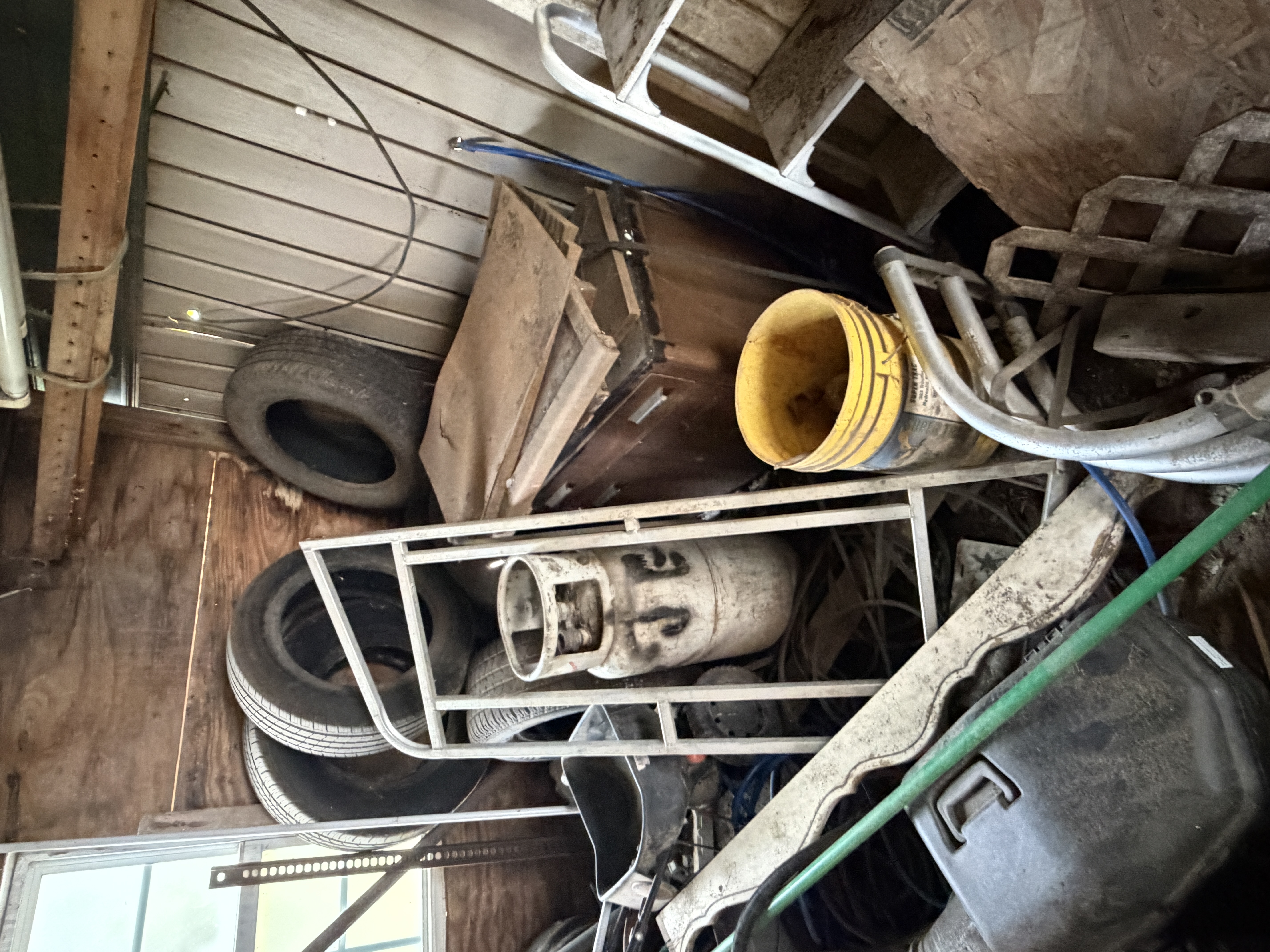Real Estate & Personal Property Auction Image