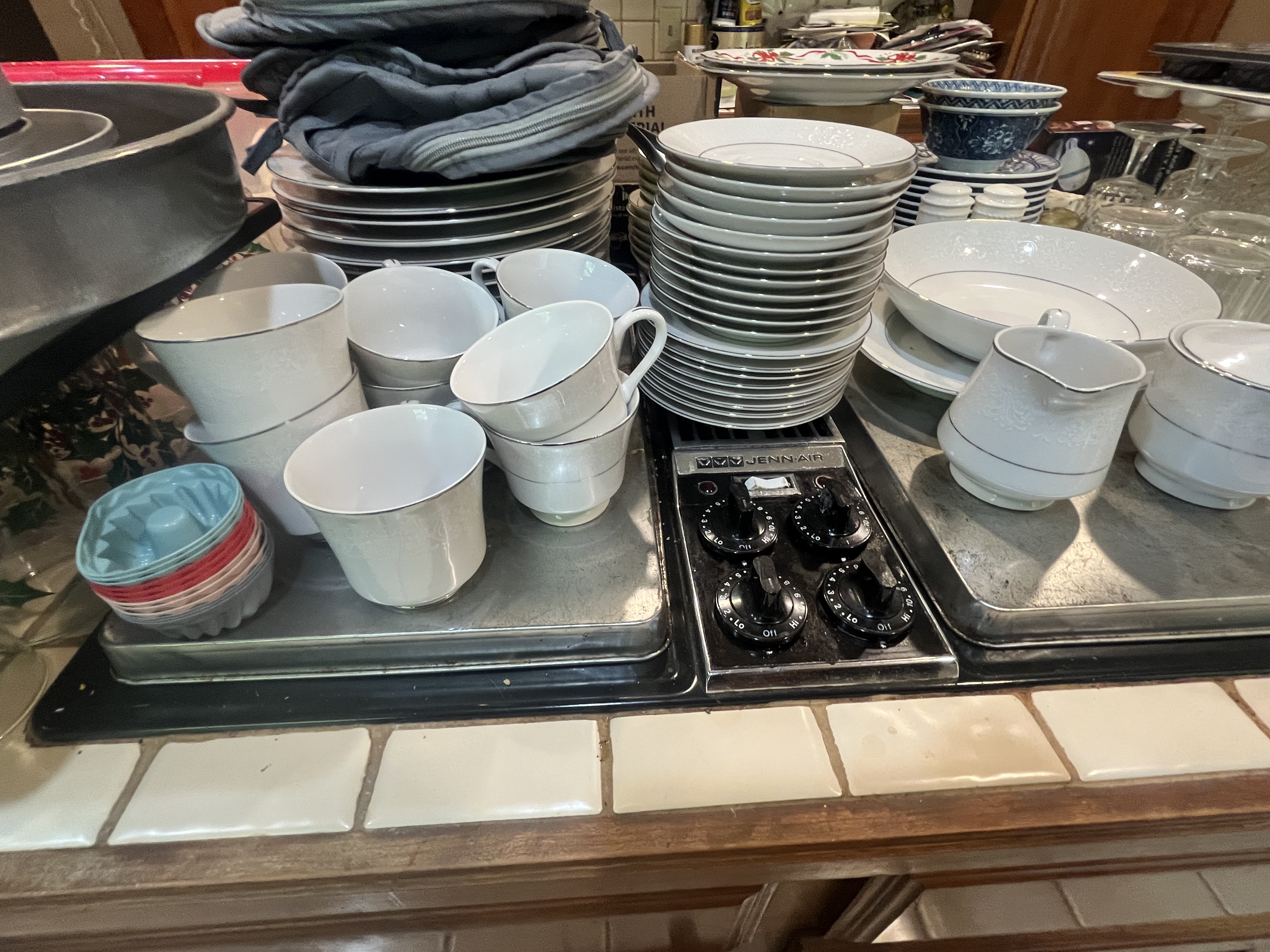 Moving Auction Image