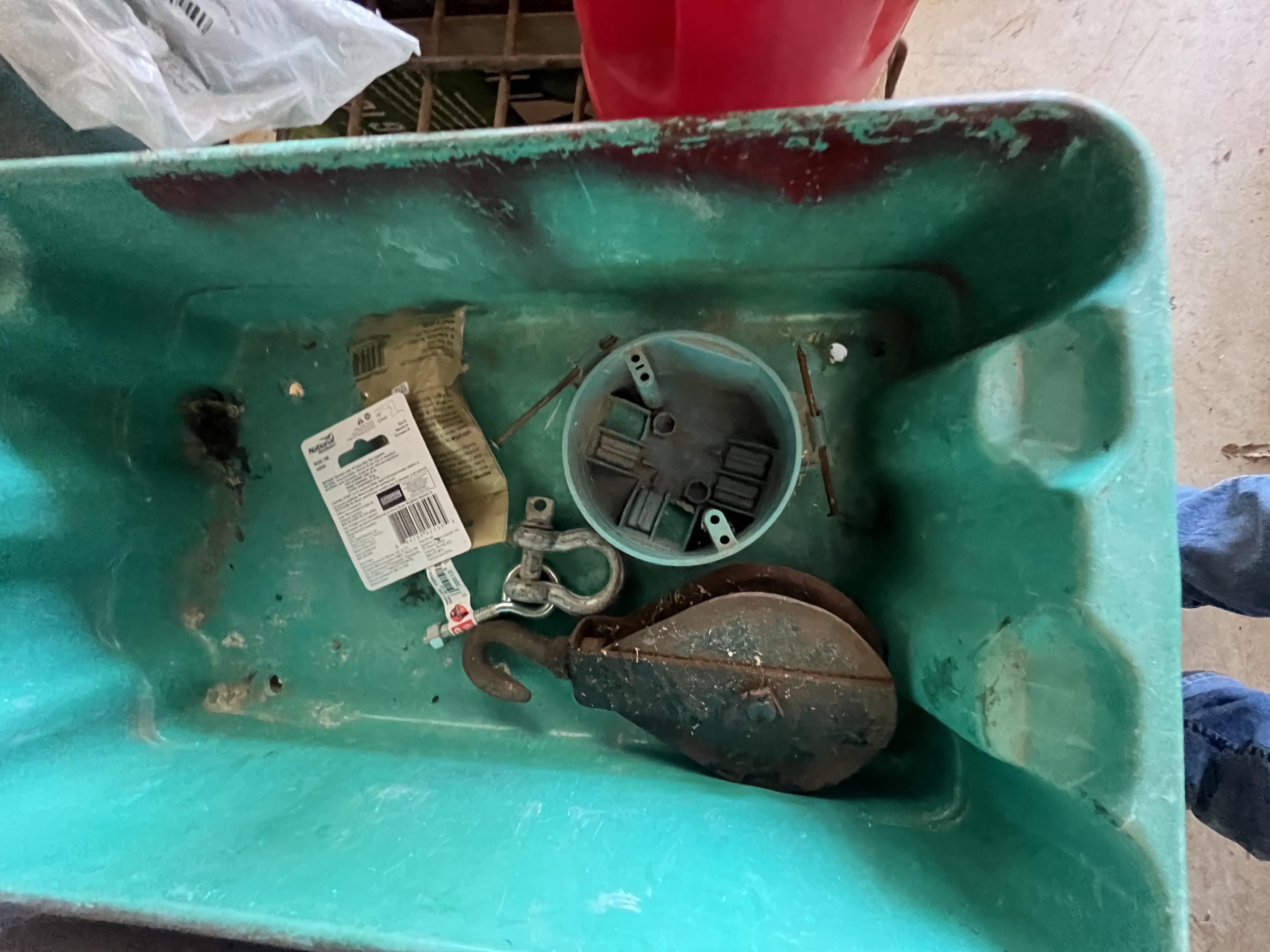 Real Estate & Personal Property Auction Image