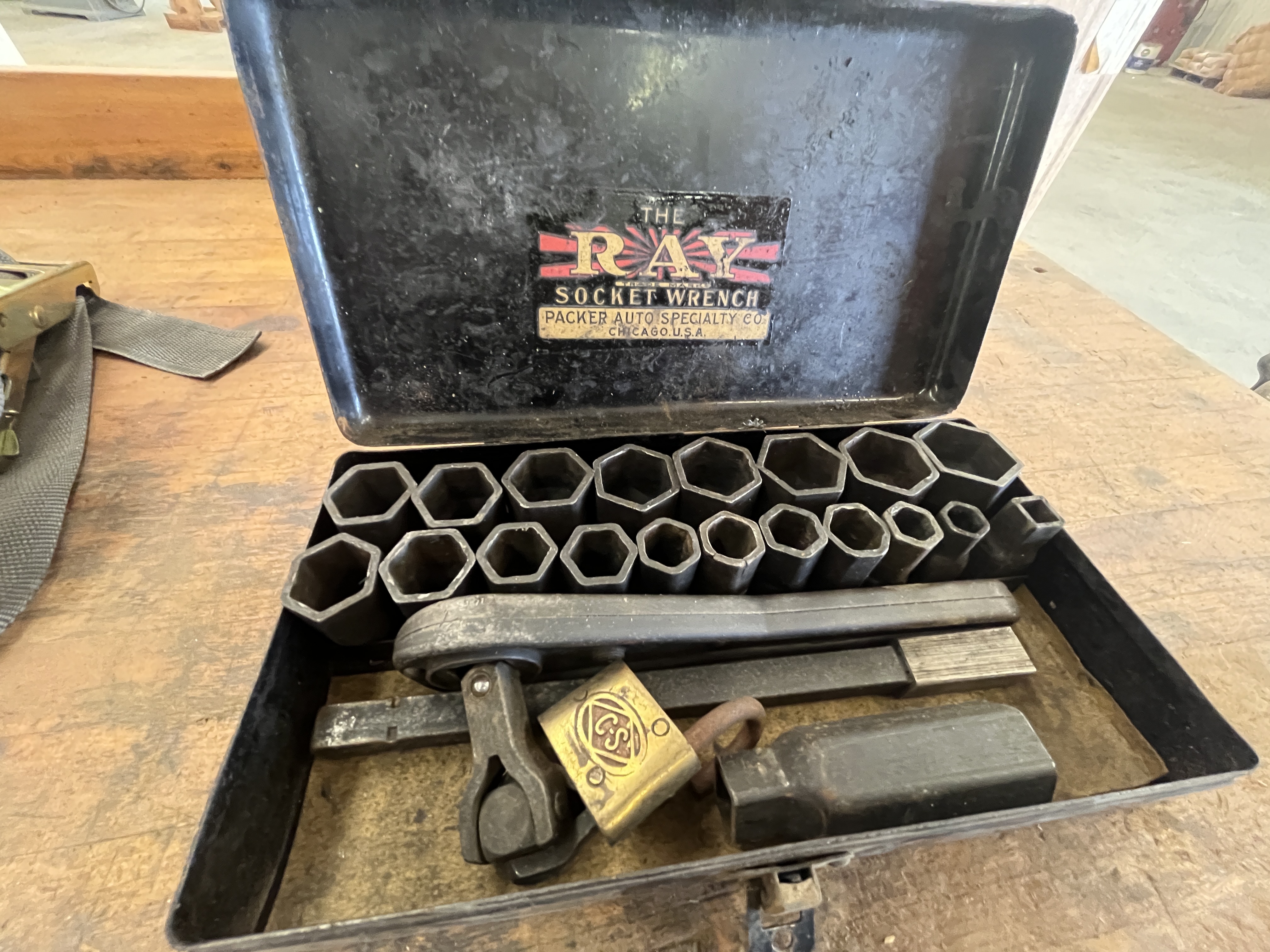 Commercial Foundry Casting Auction, Kroeter Inc. Image