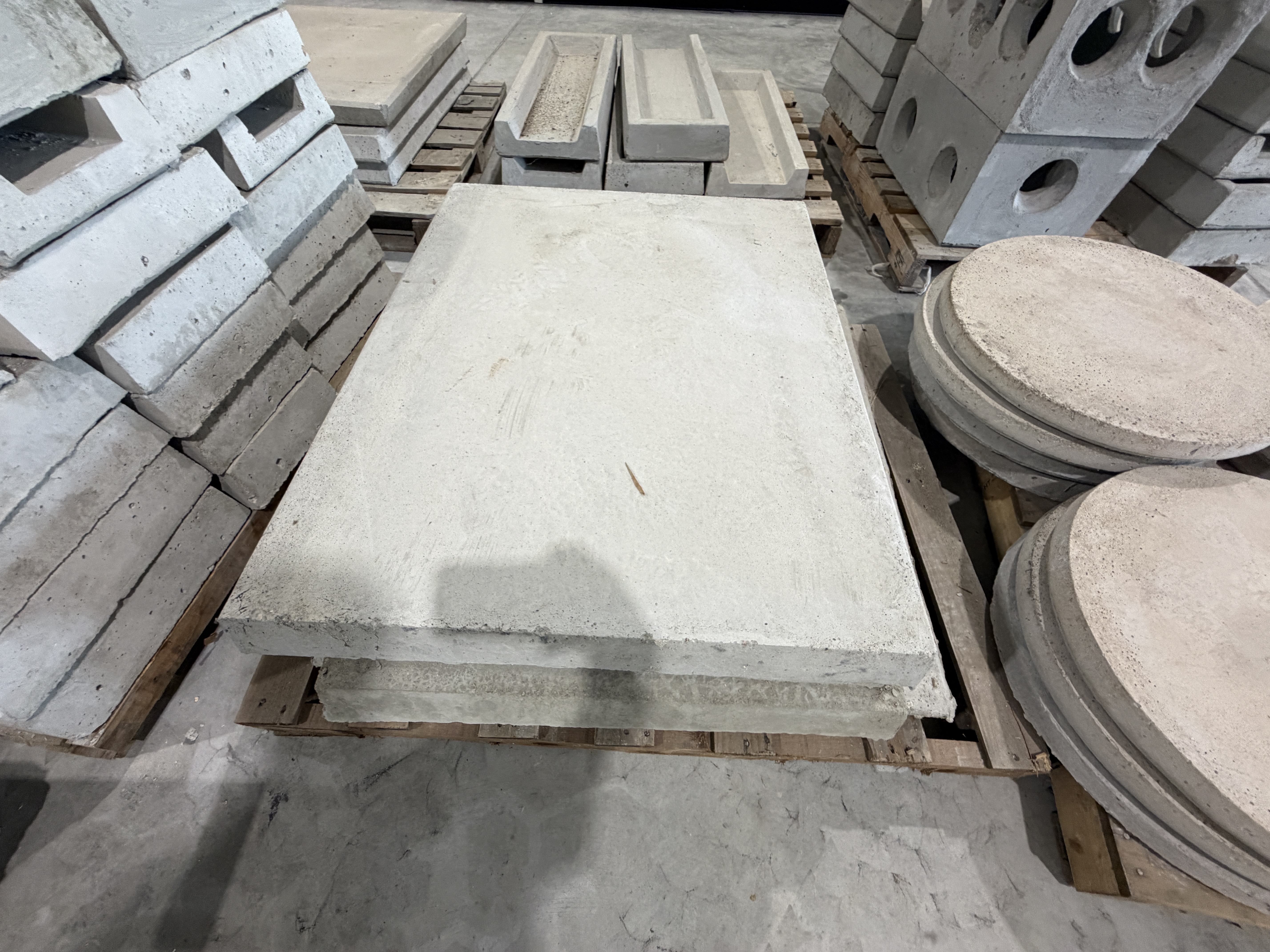 M&M Concrete Surplus Equipment Auction Image