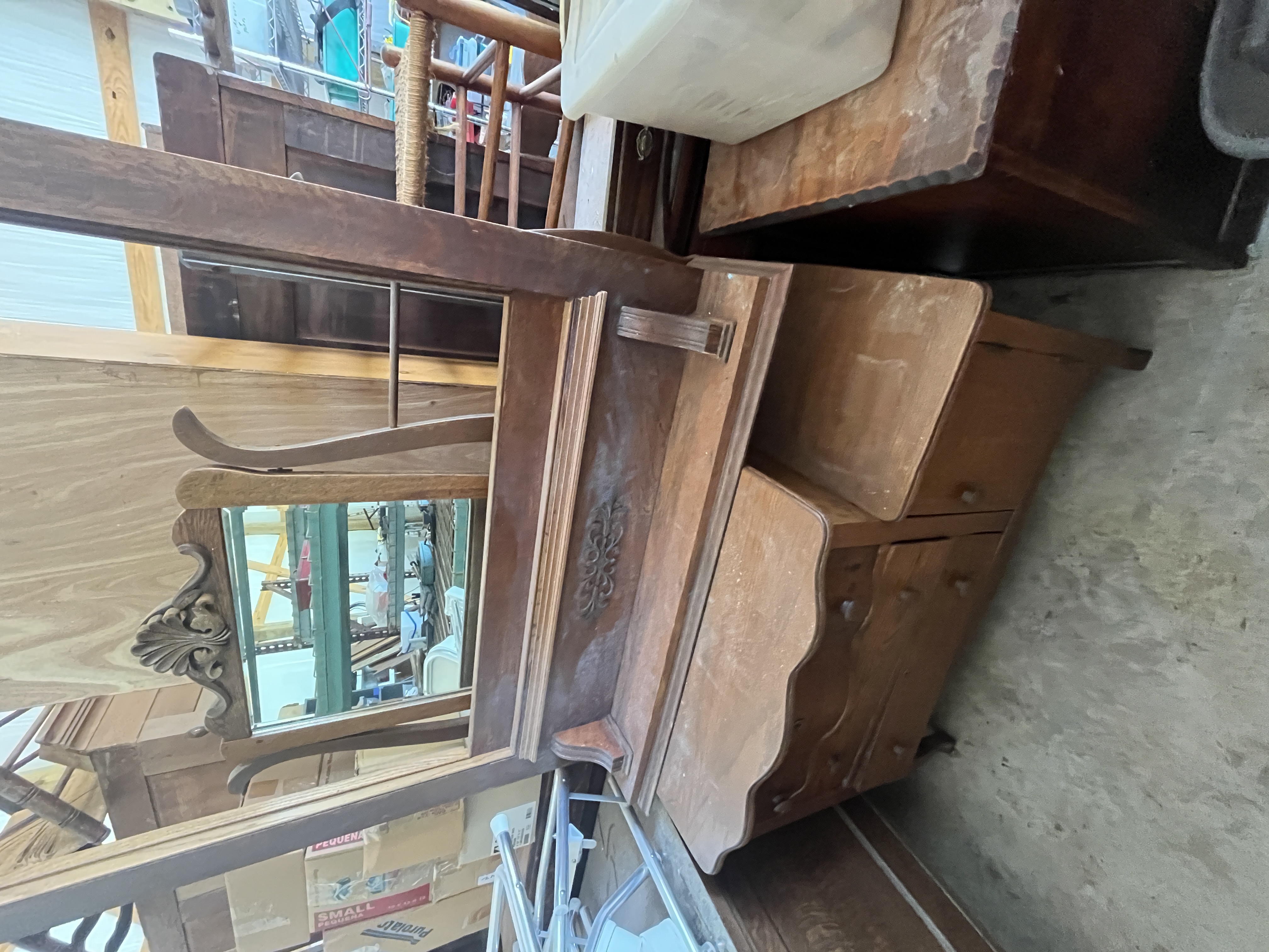 Real Estate & Personal Property Auction Image