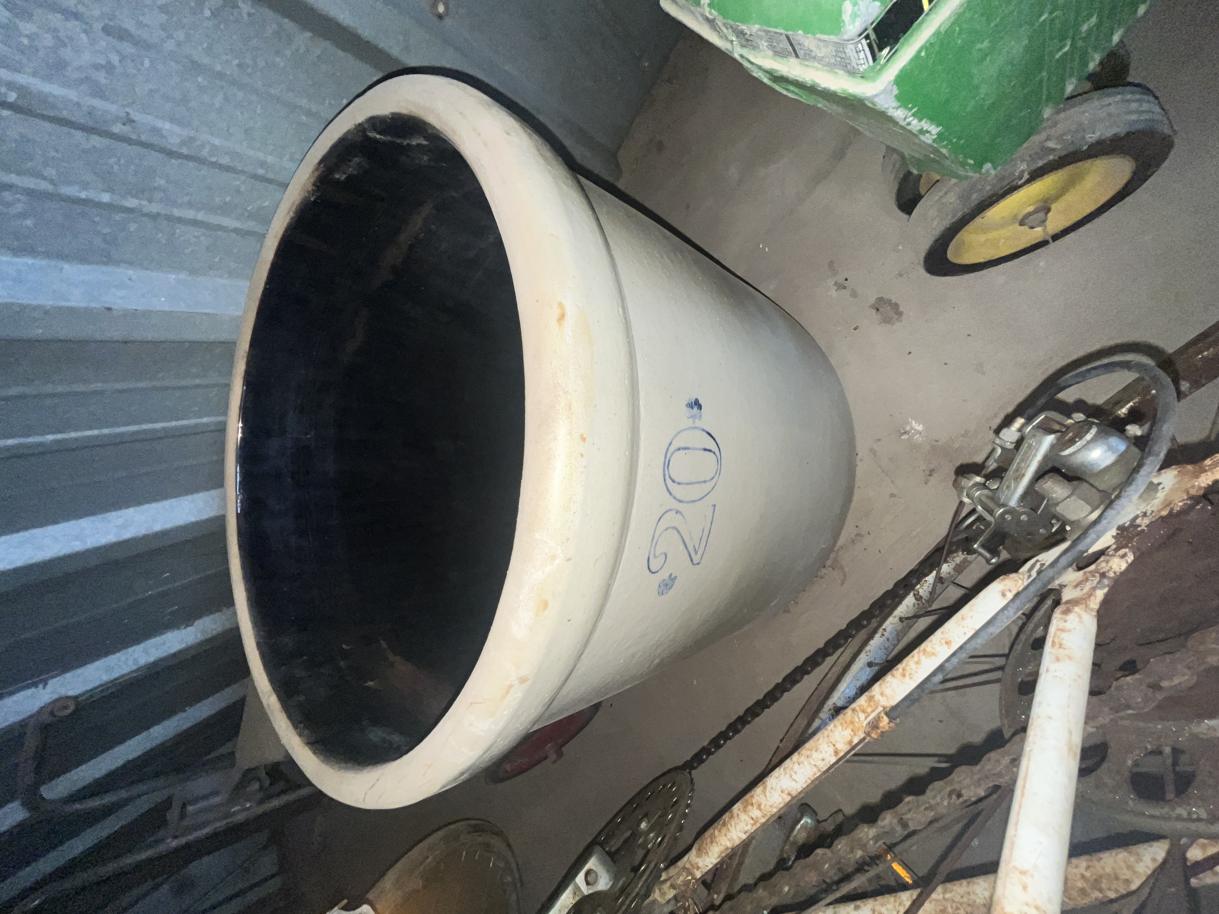 Collector's Dream Auction Image