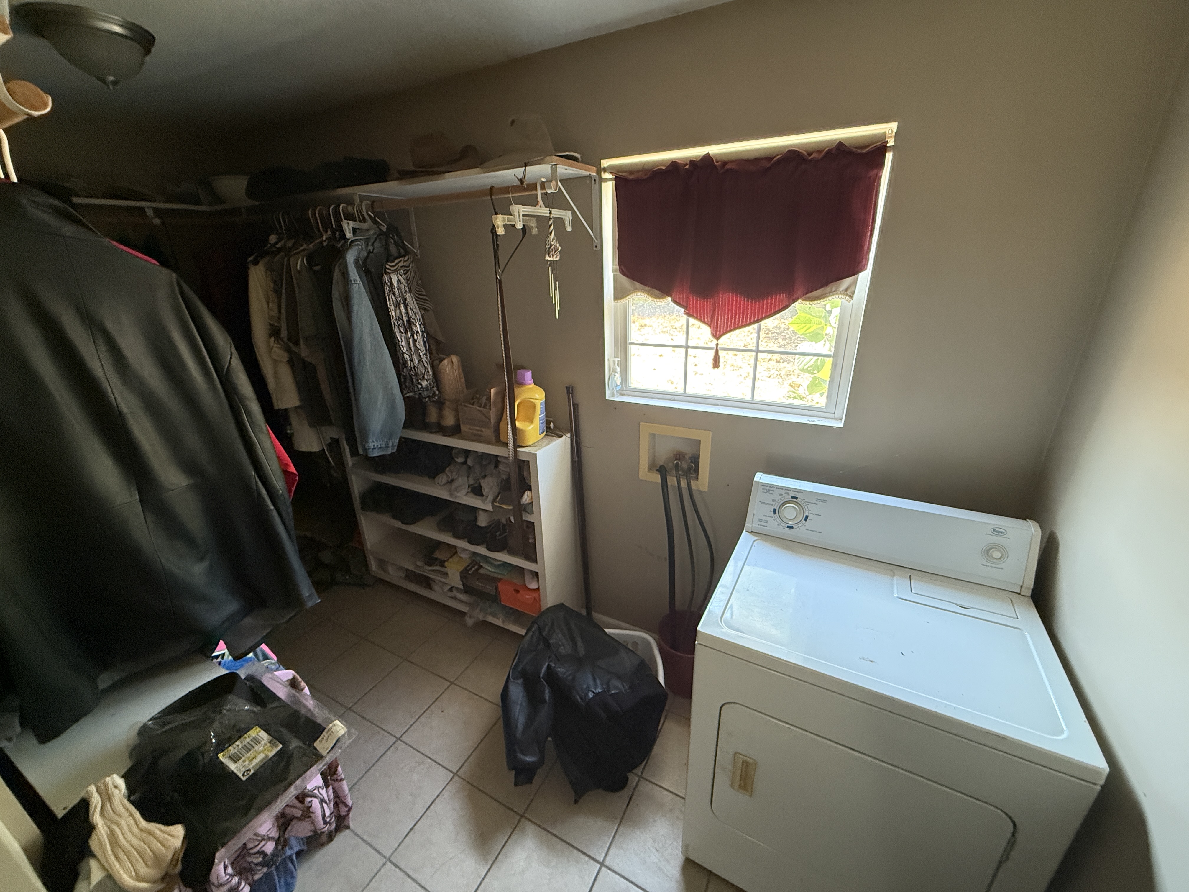 Real Estate & Personal Property Auction Image