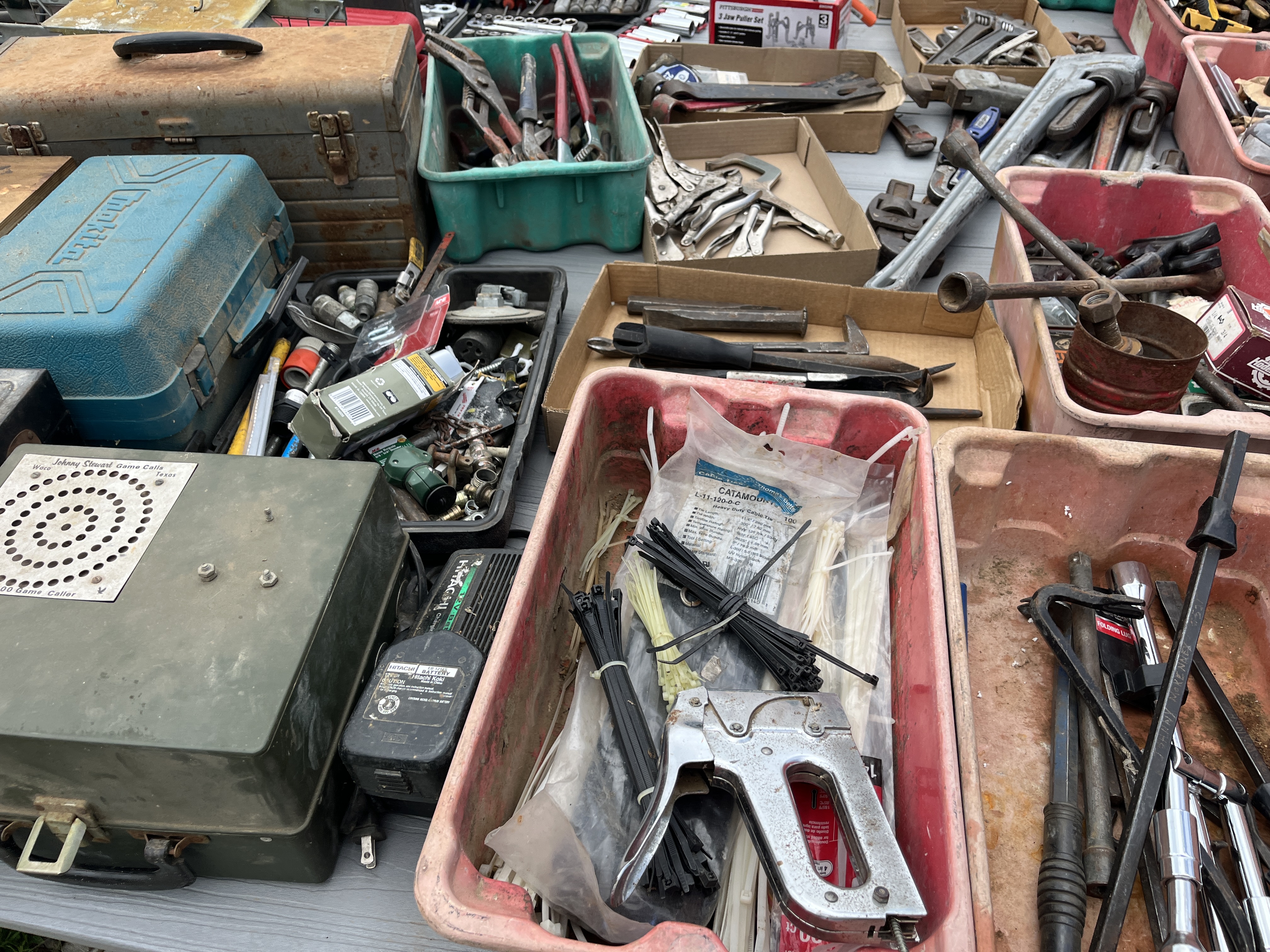 Real Estate & Personal Property Auction Image