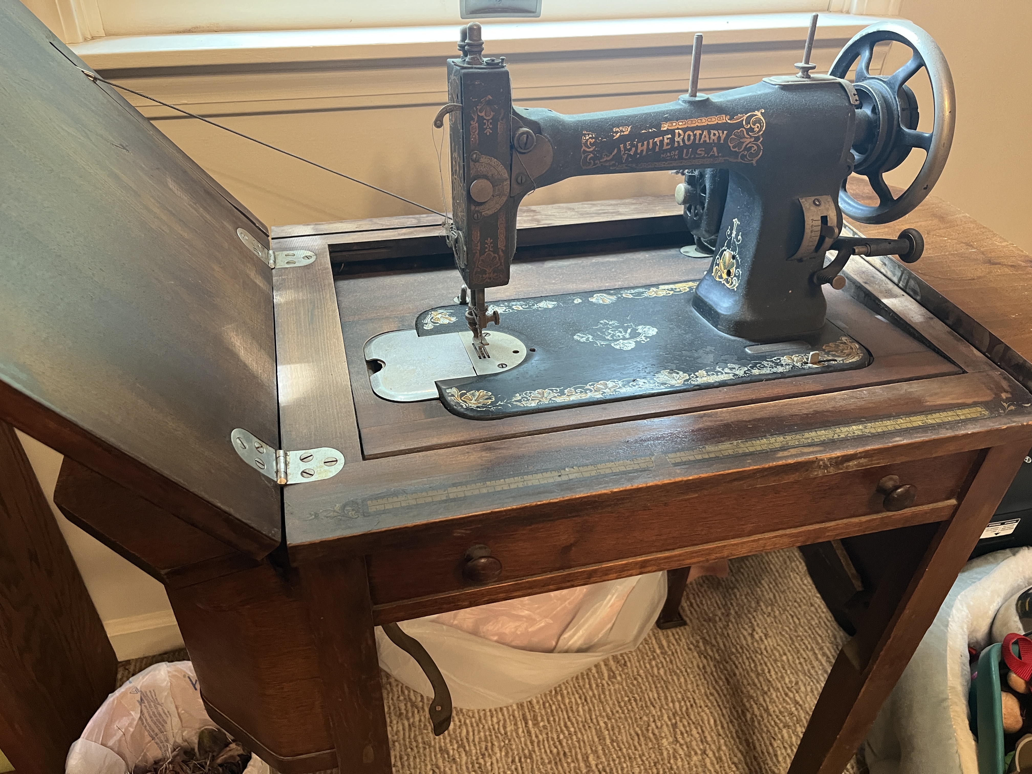 Estate Auction of Alta Grim Image