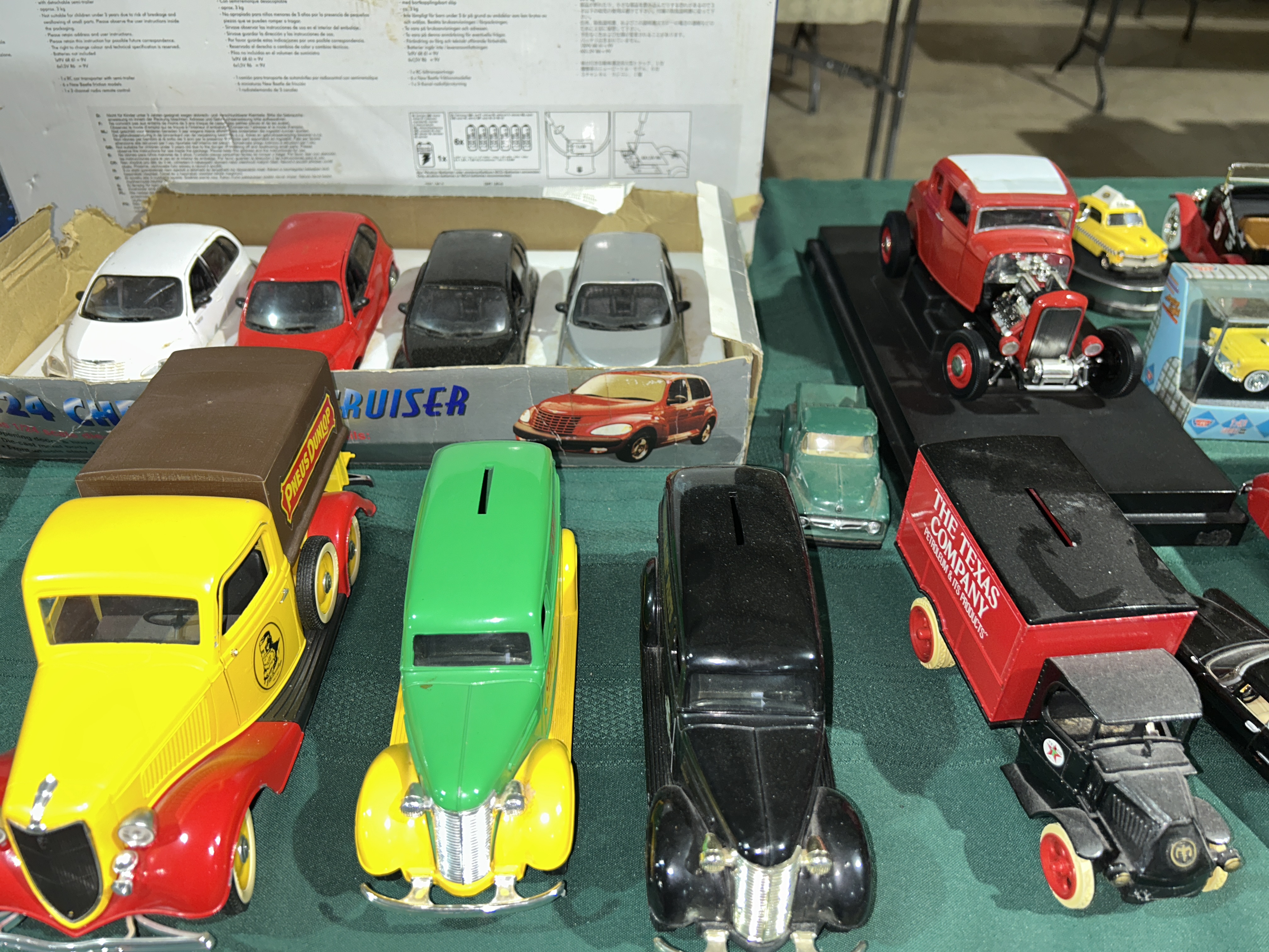 Estates of Gun & Bayonet Collection and Tools Image