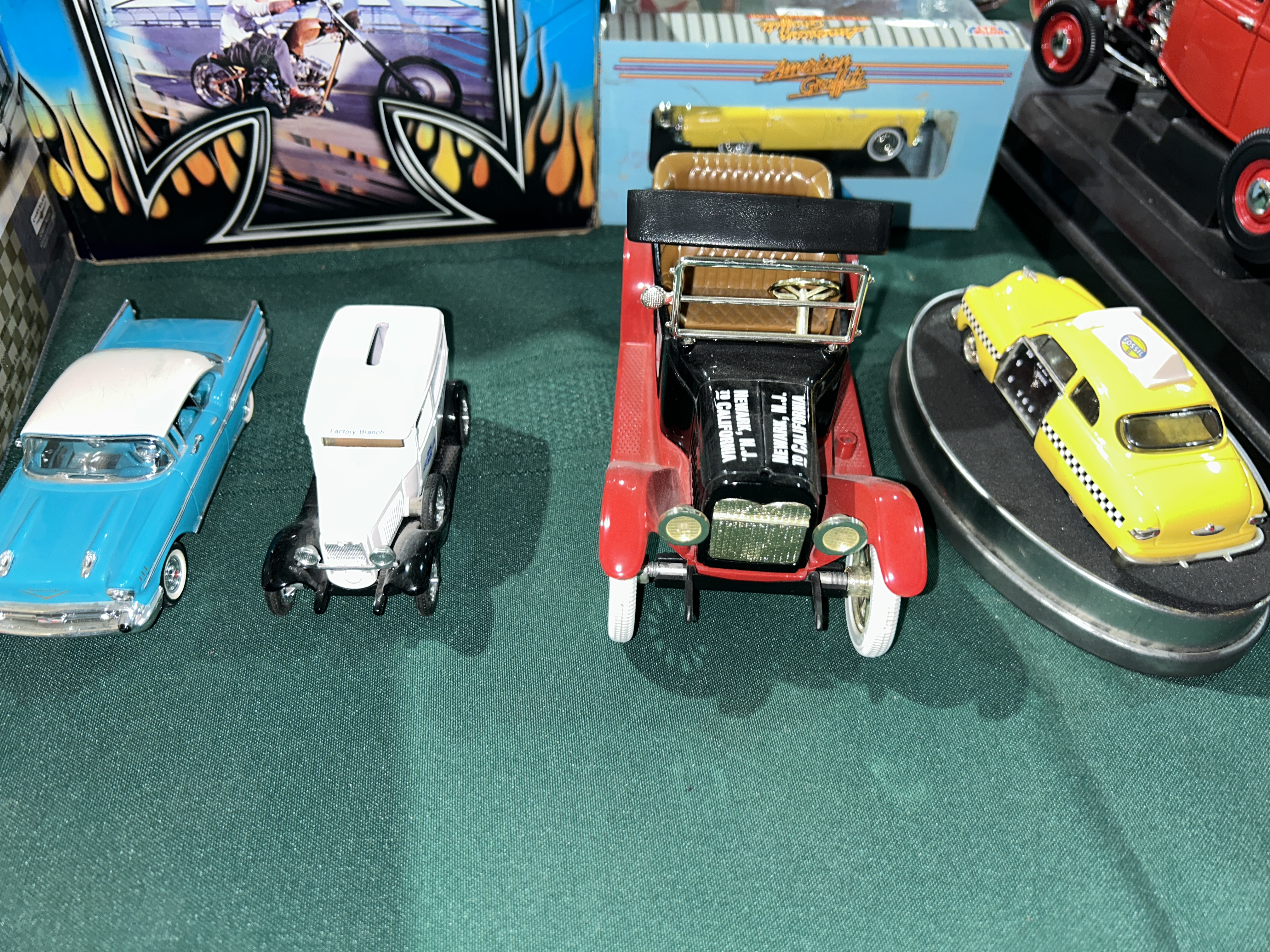 Estates of Gun & Bayonet Collection and Tools Image