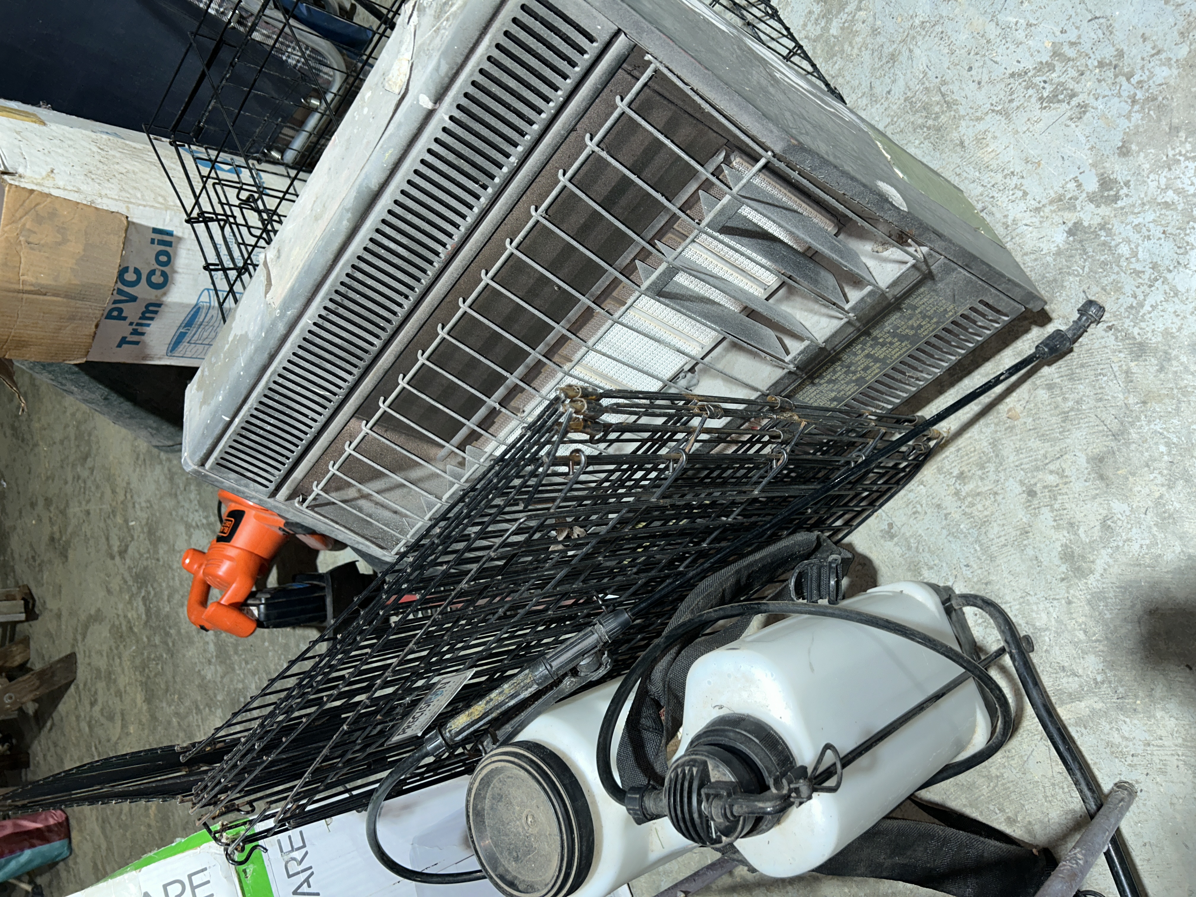 Estates of Gun & Bayonet Collection and Tools Image