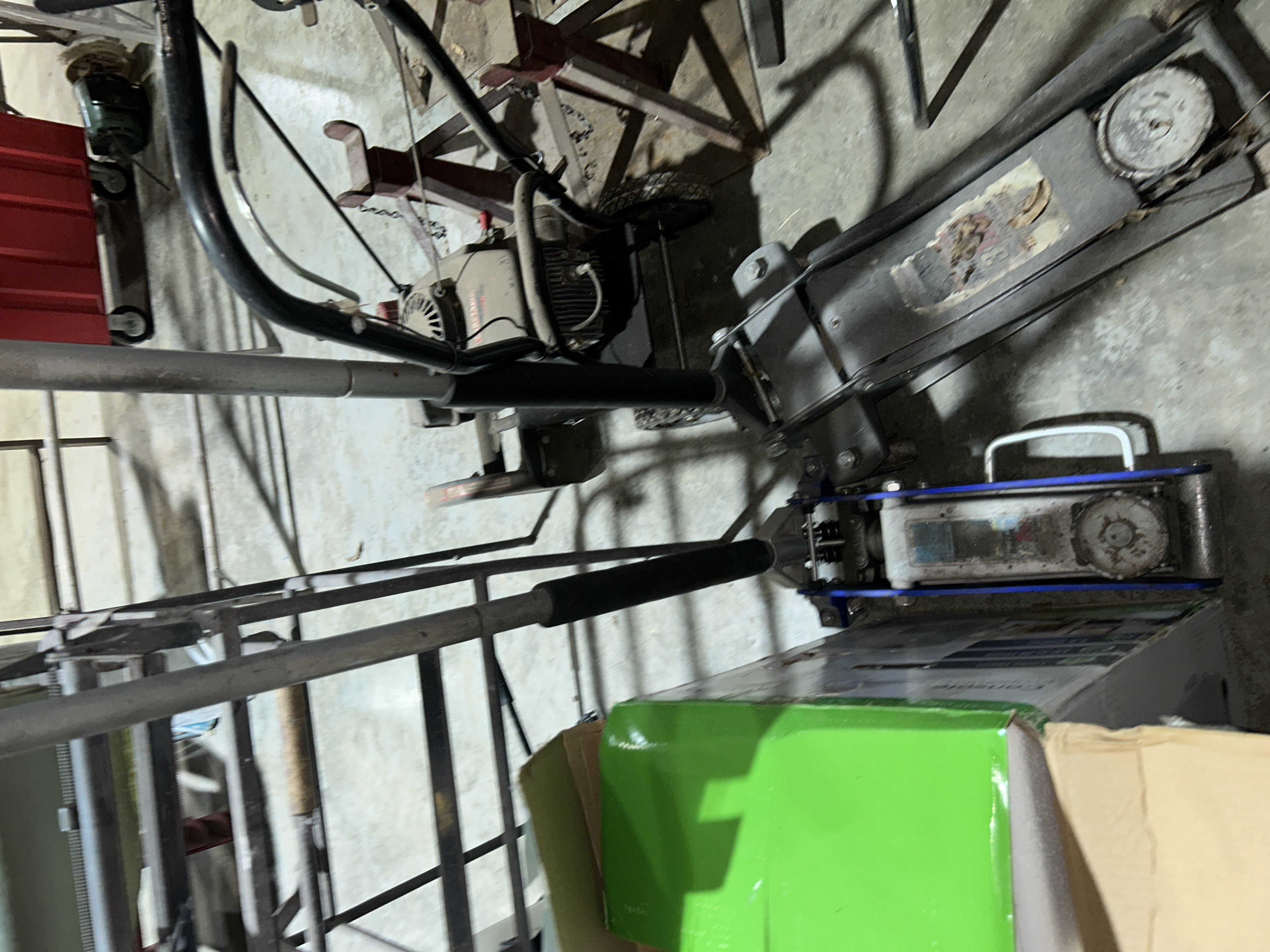 Estates of Gun & Bayonet Collection and Tools Image