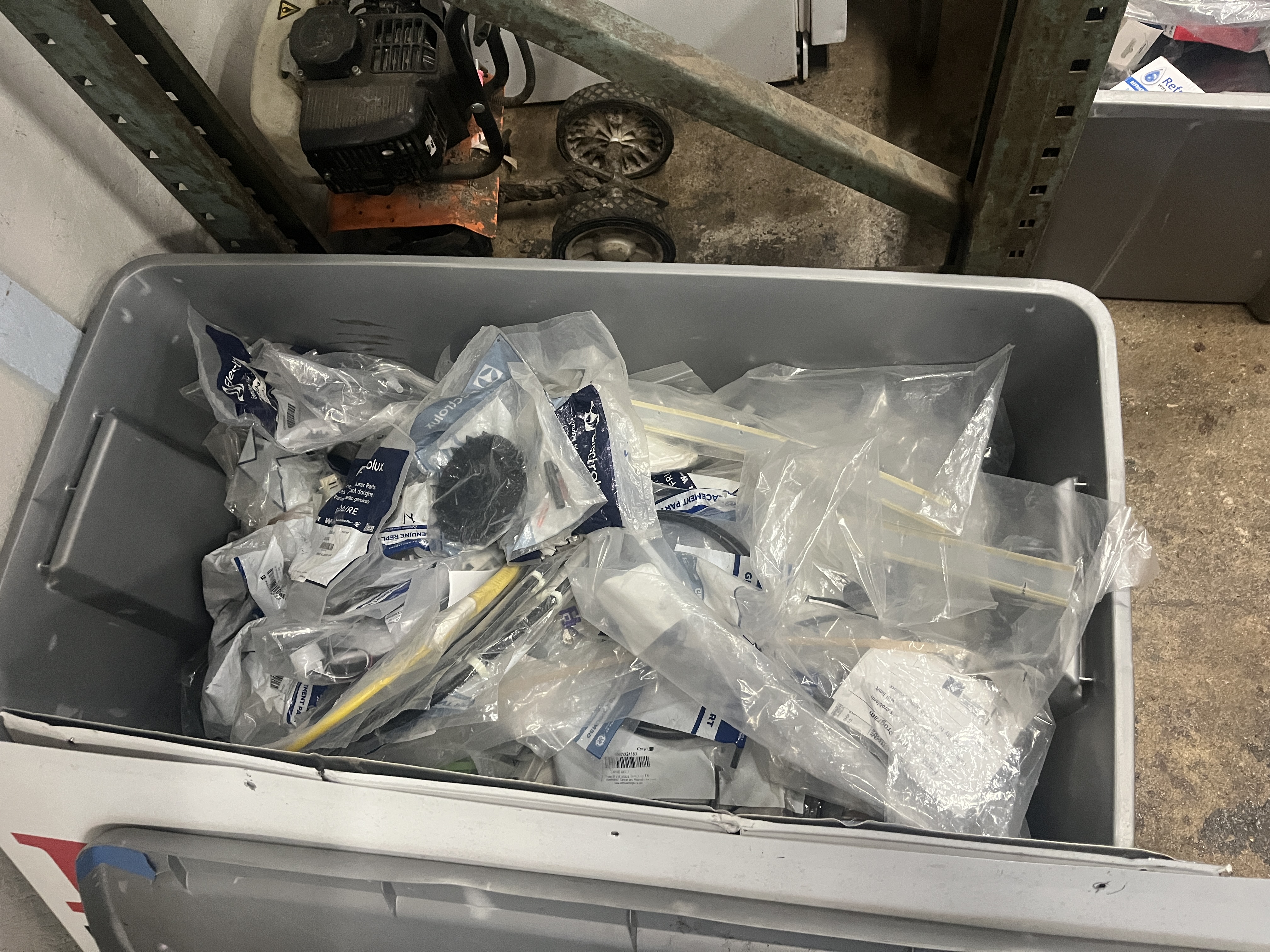 Appliance & Small Engine Parts Sellout Image