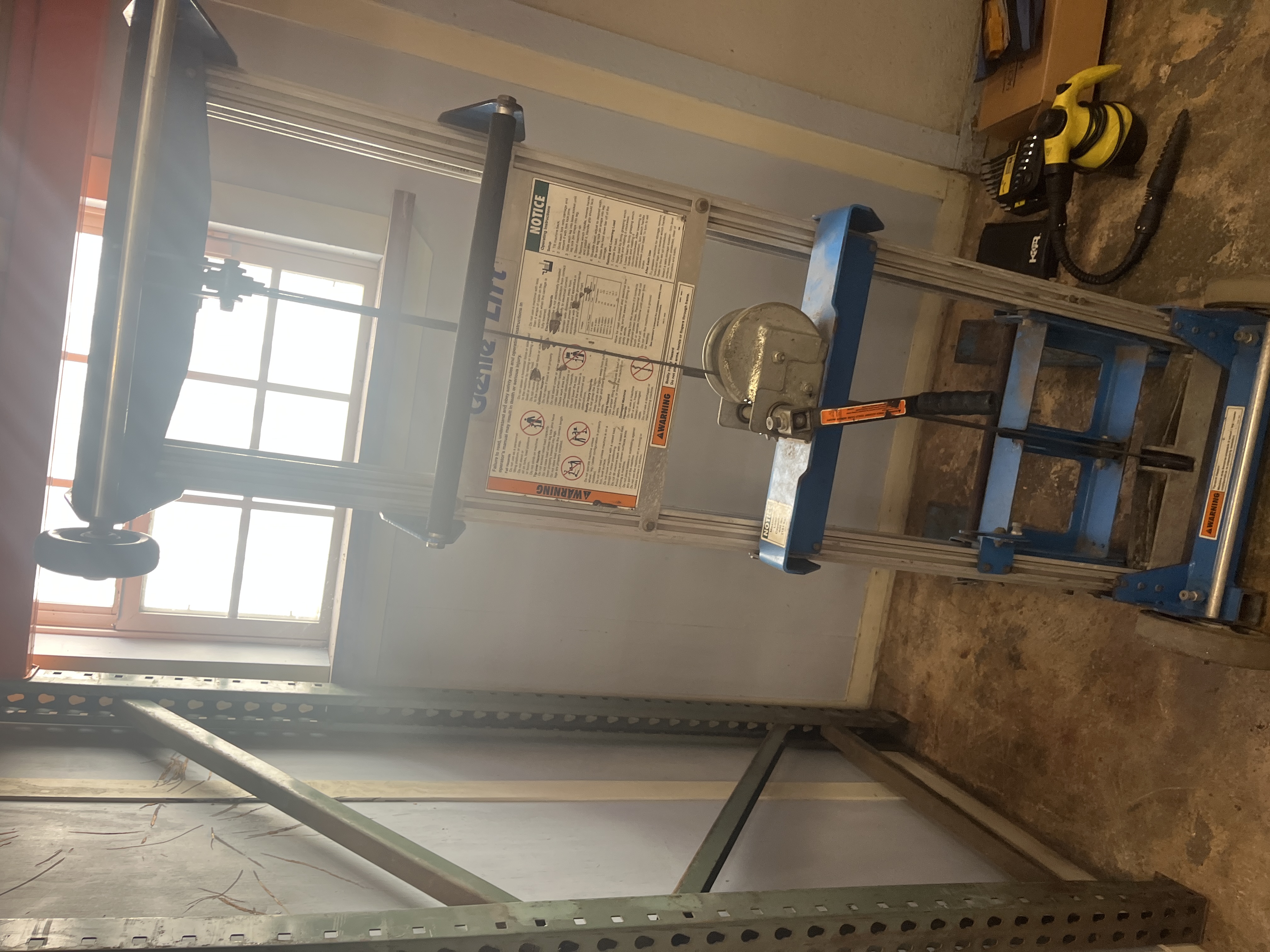 Appliance & Small Engine Parts Sellout Image