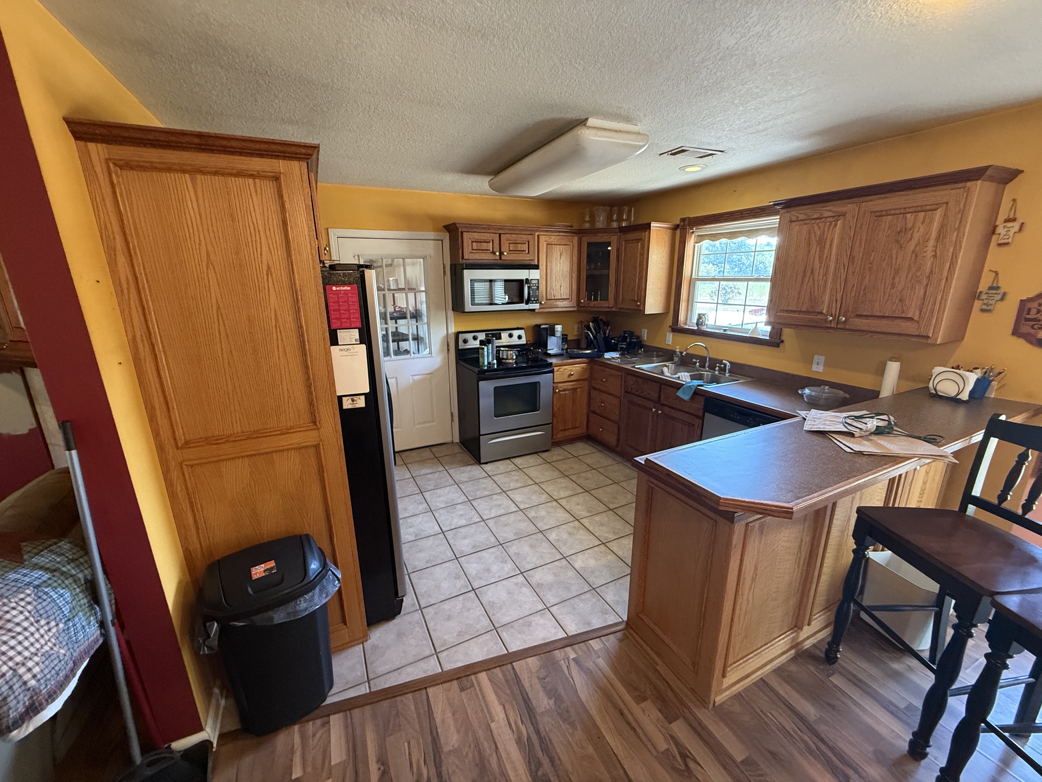 Real Estate & Personal Property Auction Image