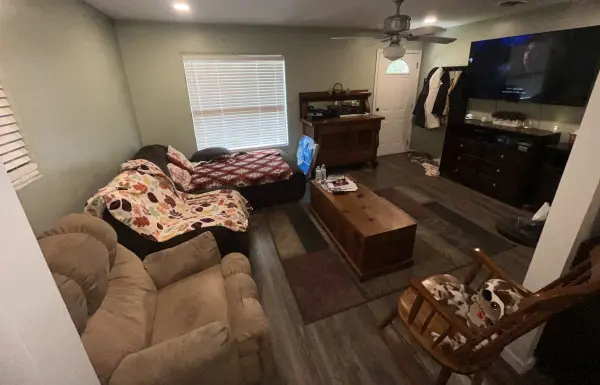 Real Estate & Personal Property Auction Image