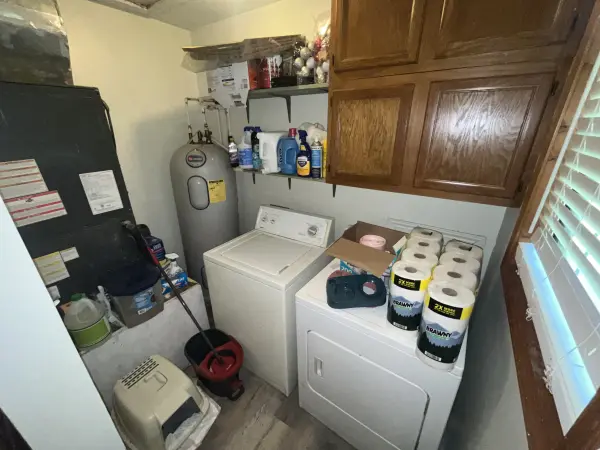 Real Estate & Personal Property Auction Image