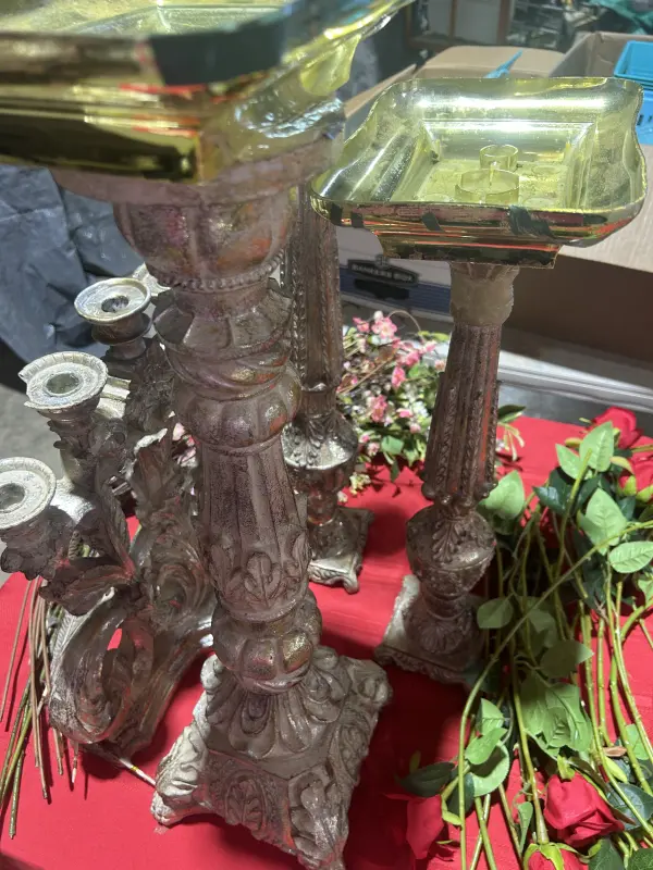 Live Public Auction Image
