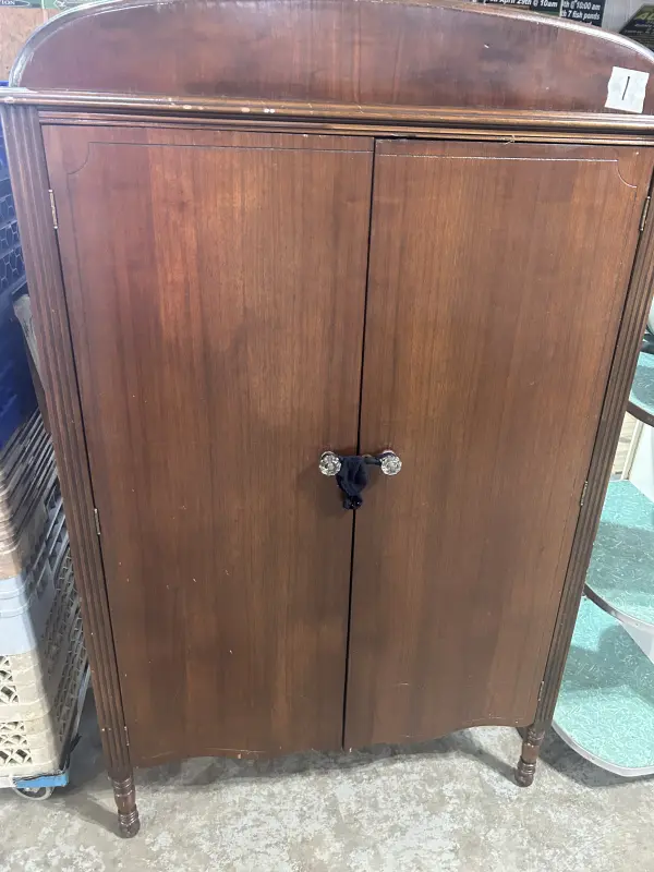 Live Public Auction Image