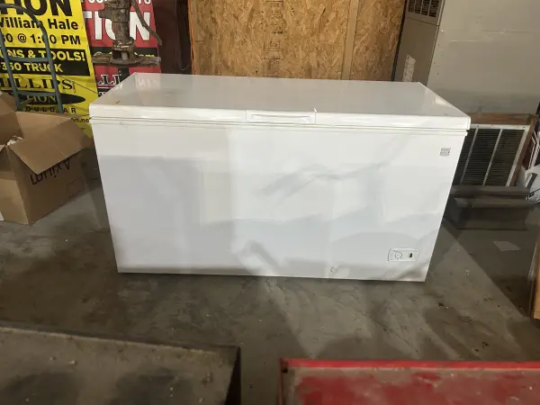 Live Public Auction Image